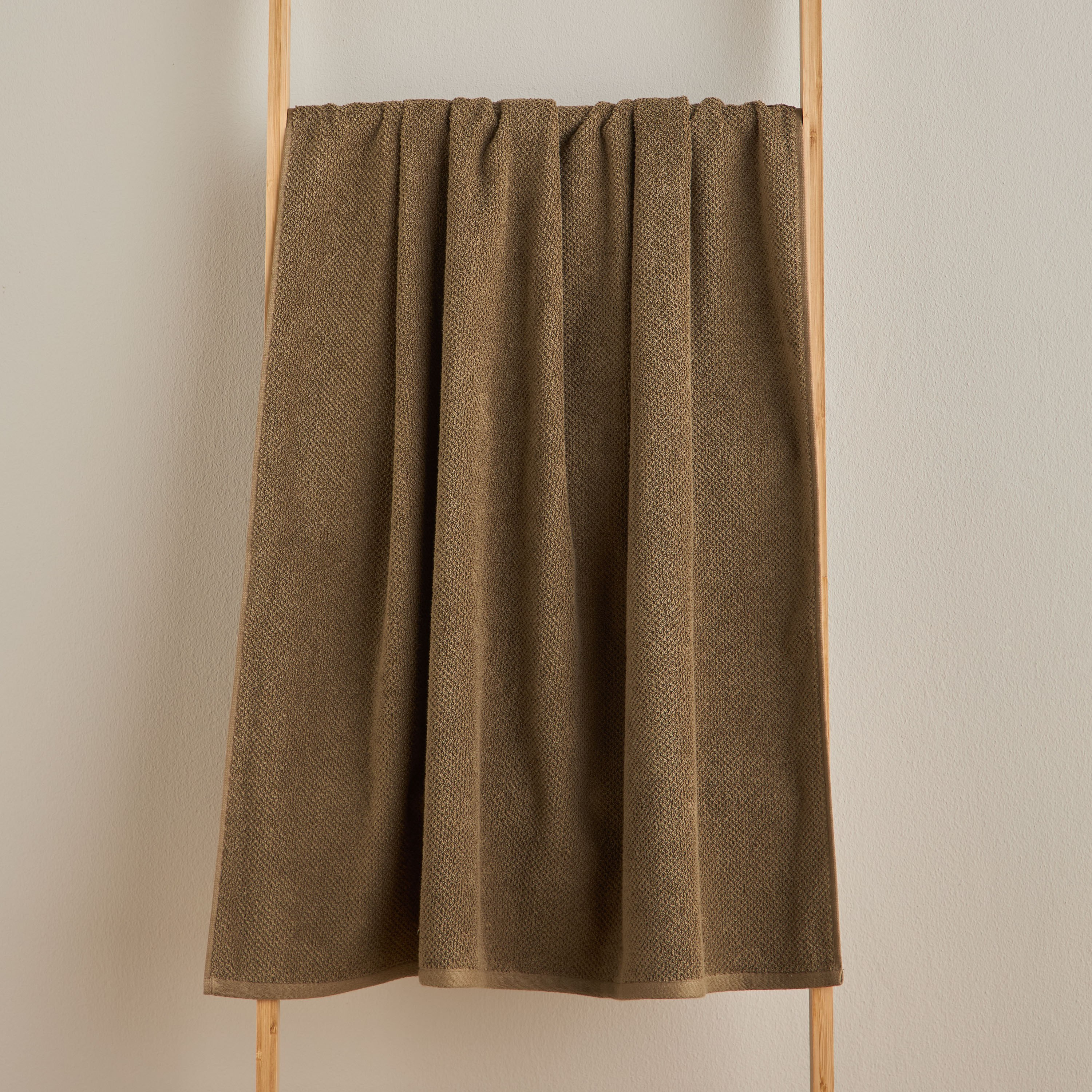 Estella Popcorn 420 GSM Turkish Cotton Bath Sheet - 90x150 cm-household-bathandlaundry-bathlinen-towels-image-2