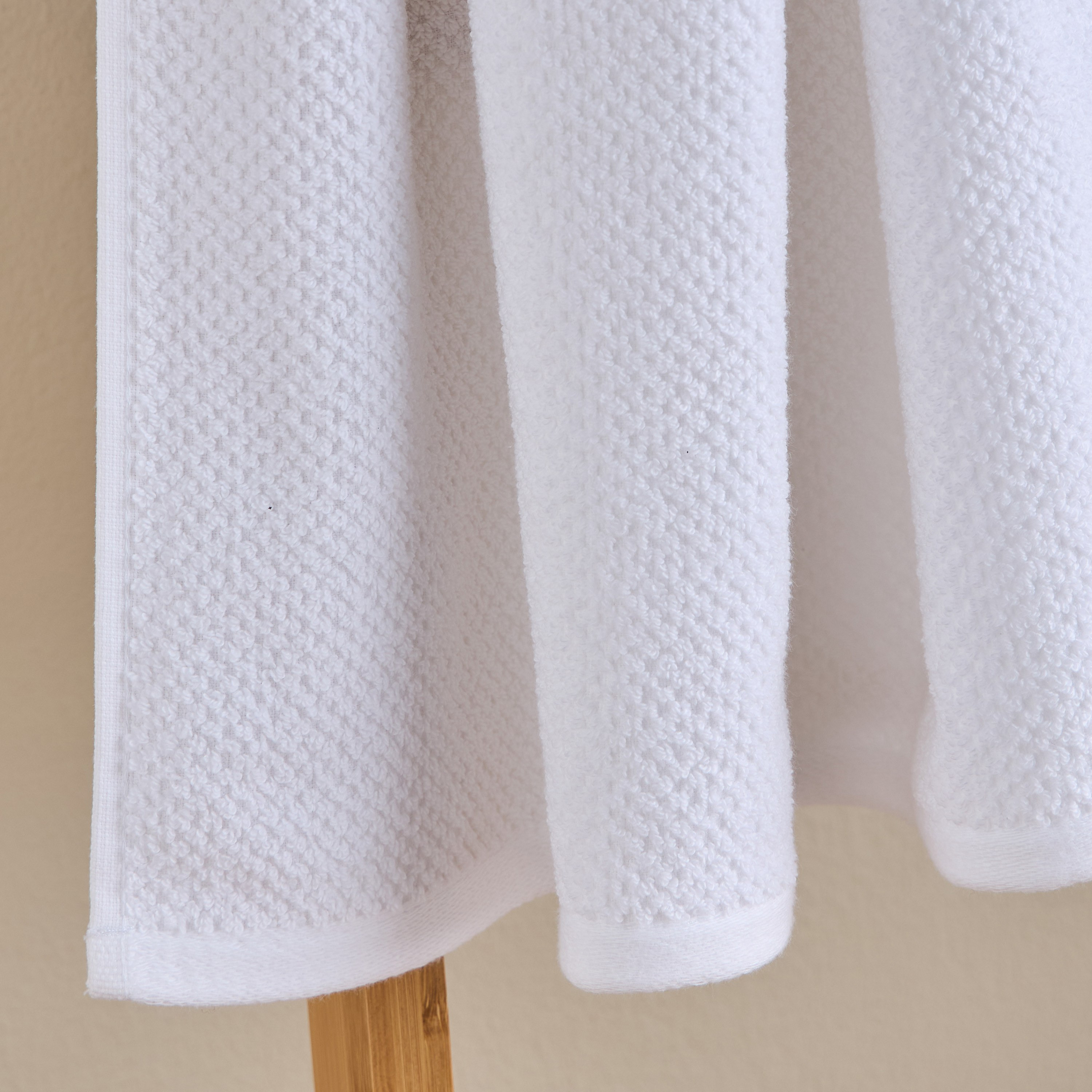 Estella Popcorn 420 GSM Turkish Cotton Bath Towel - 70x140 cm-household-bathandlaundry-bathlinen-towels-image-3