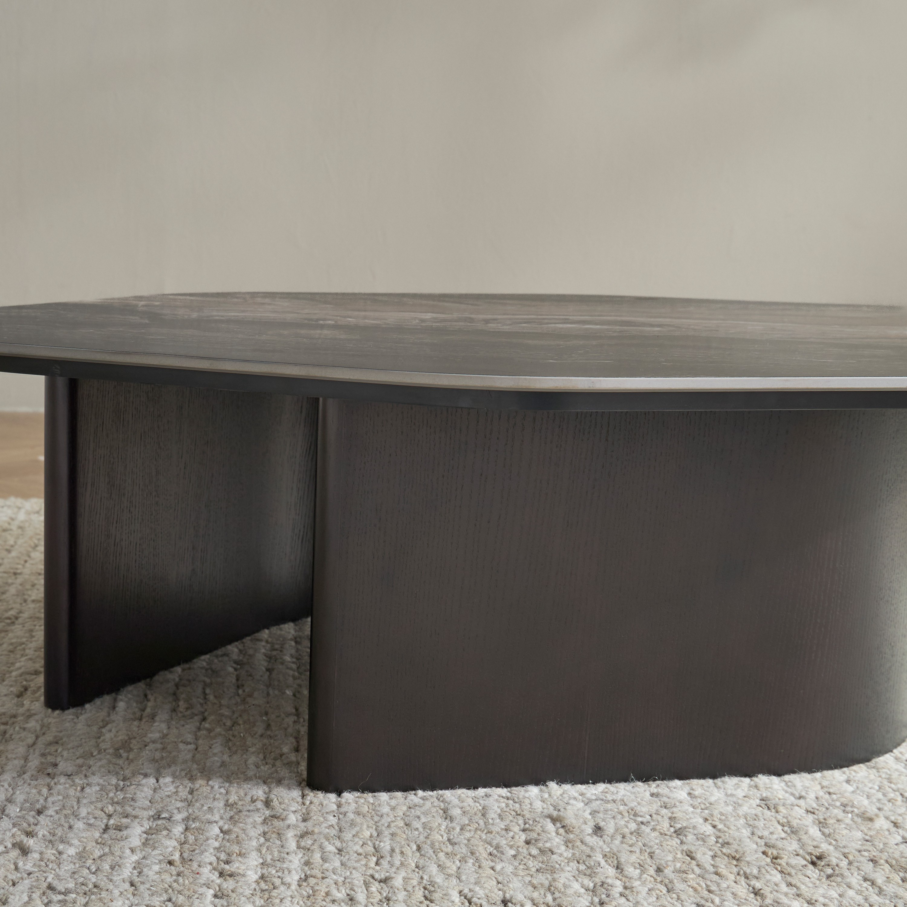 طاولة قهوة بسطح من الحجر الملبد - أورلاندو-furniture-livingroom-coffeetables-image-3