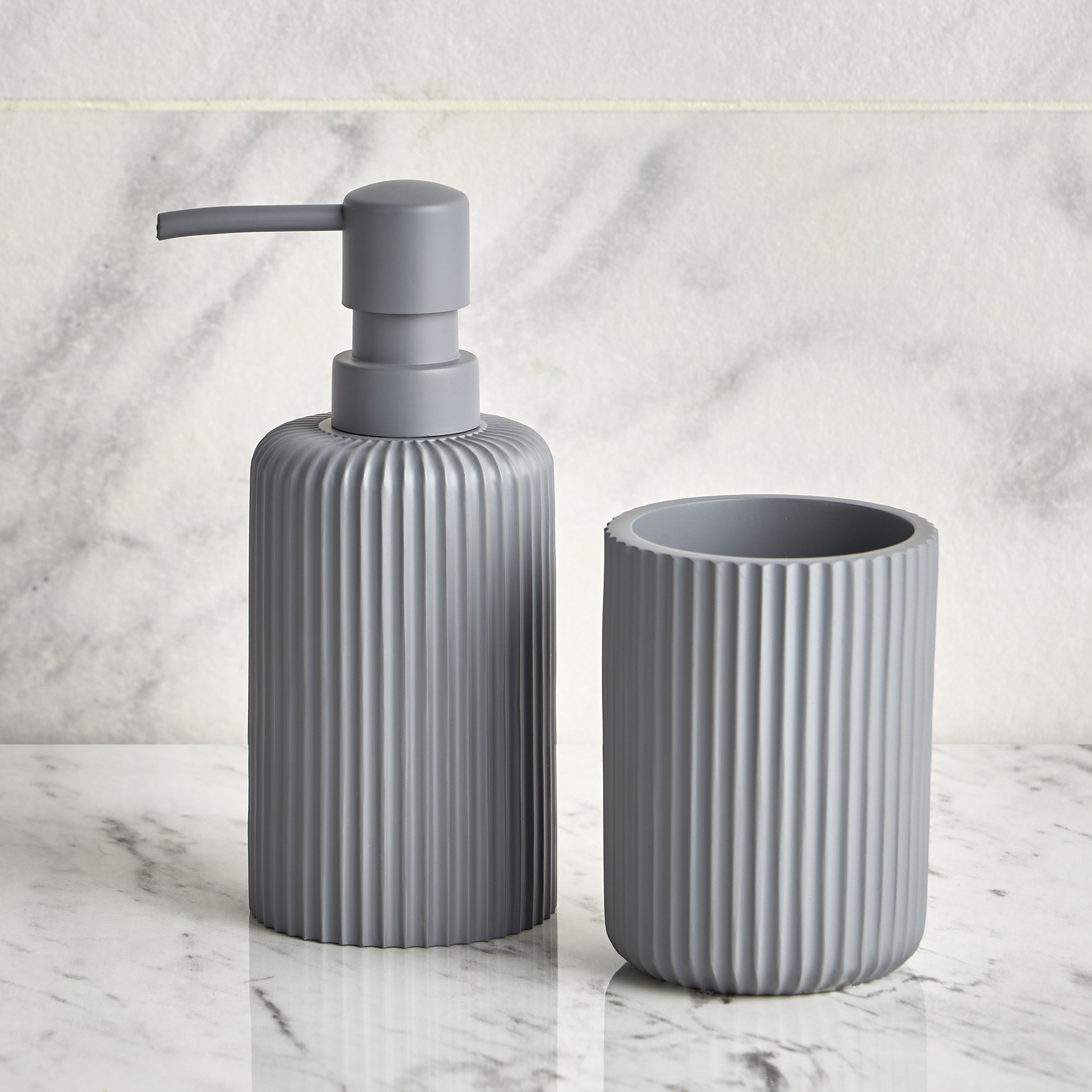 Allure Polyresin 3-Piece Bath Accessory Set-household-bathandlaundry-bathaccessories-bathaccessorysets-image-2