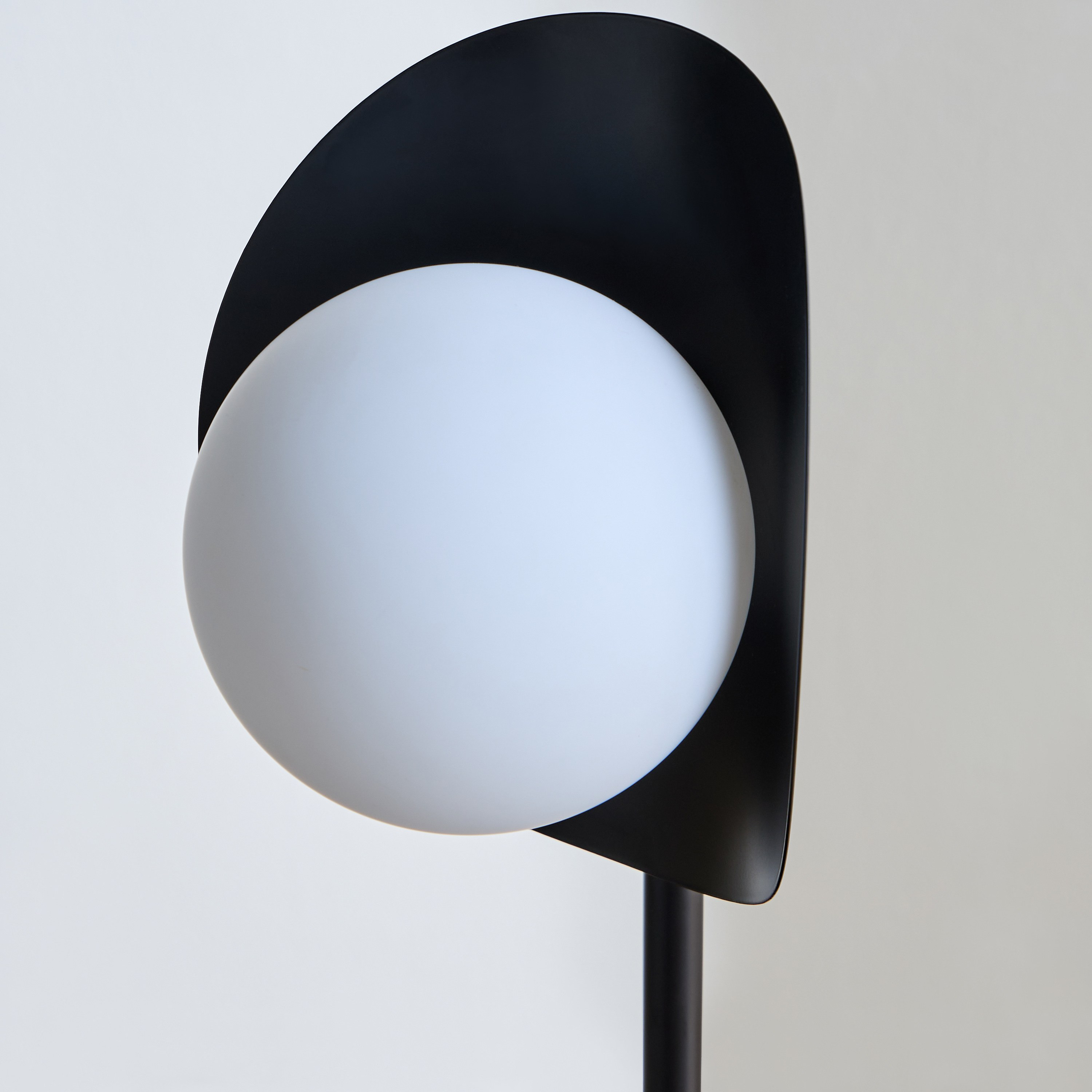 Brandon Glass Table Lamp - 55 cm-household-lighting-tableanddesklamps-image-3