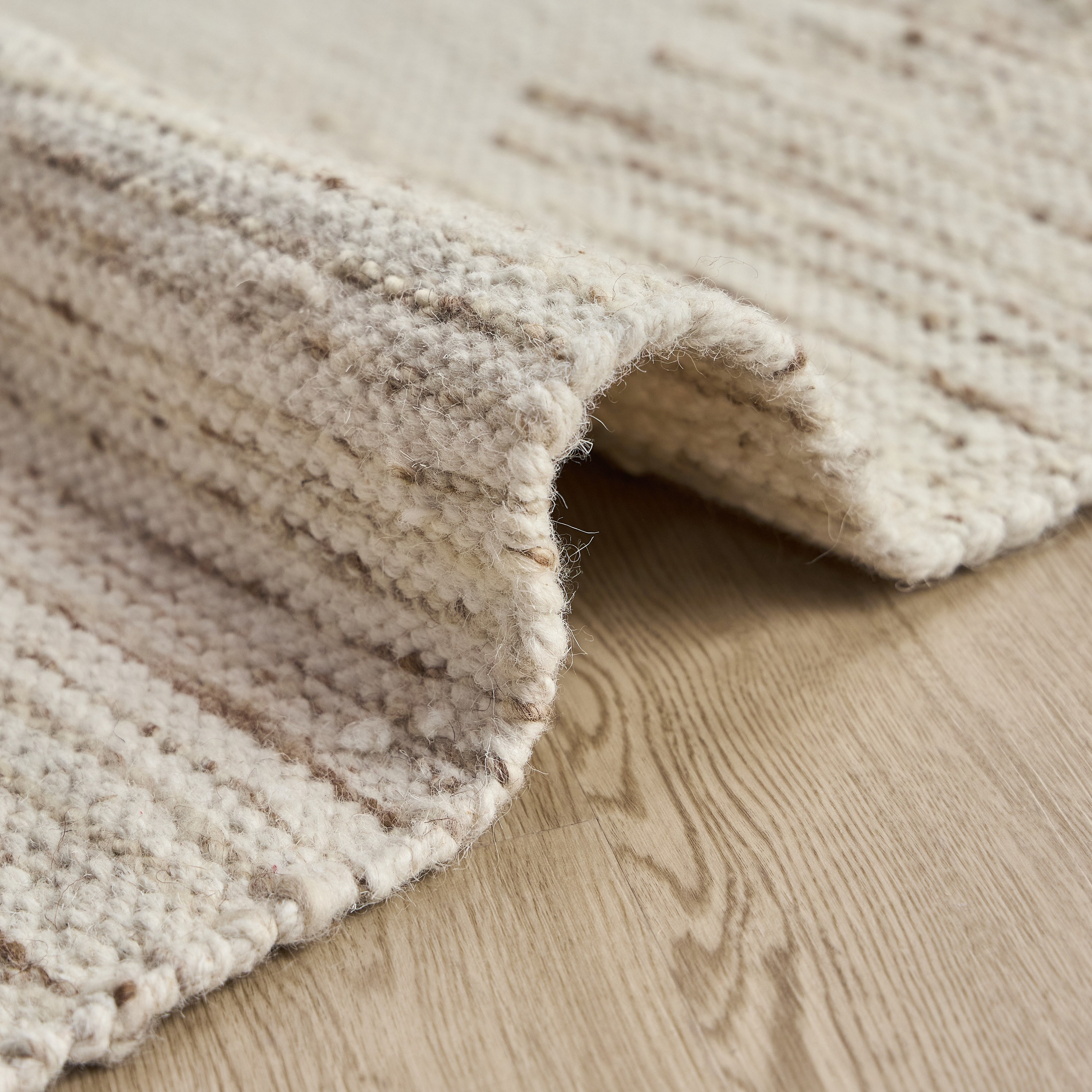 Anika Woollen Rug - 160x230 cm-household-rugsandcarpets-rugs-image-4
