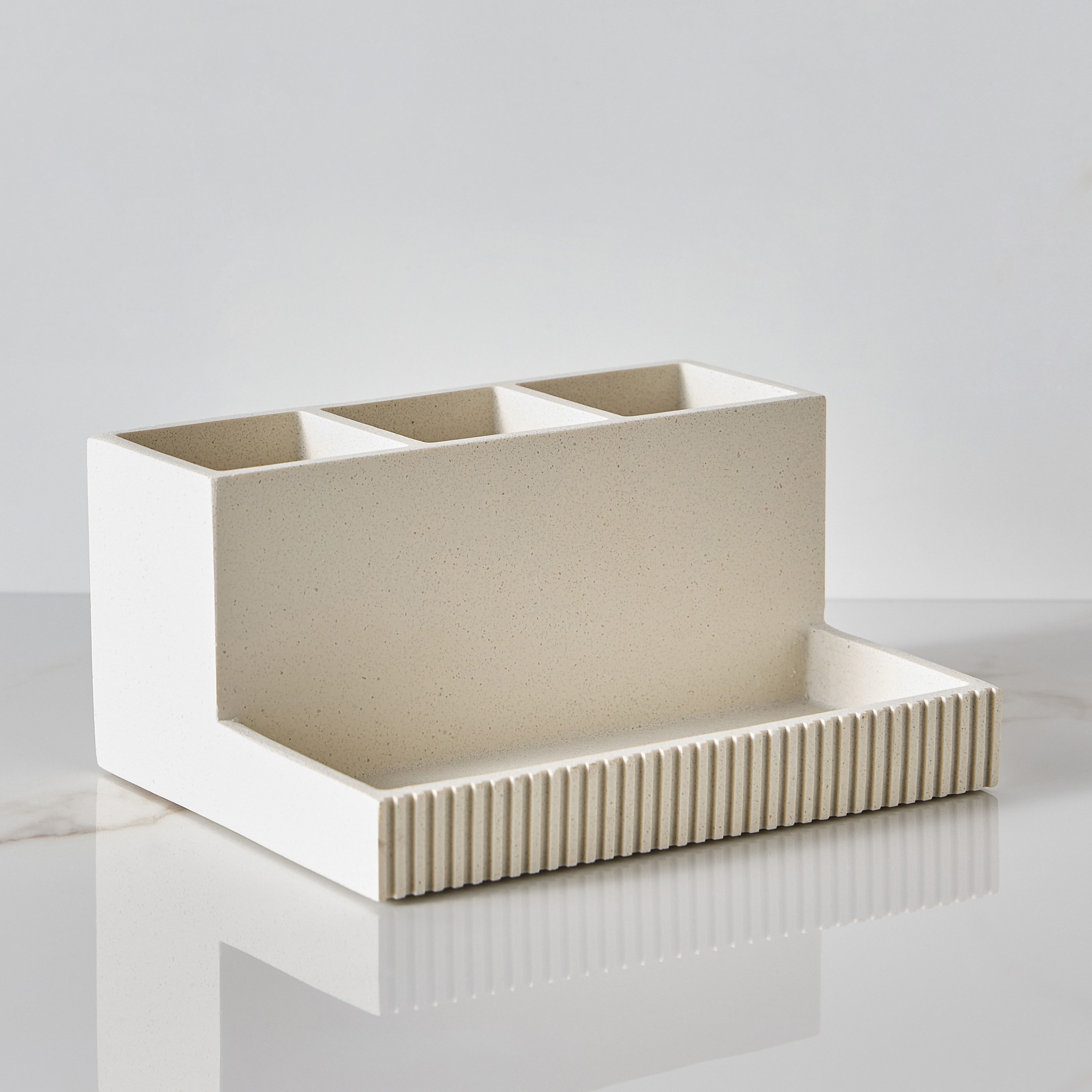 Linea Vanity Organiser-household-bathandlaundry-bathaccessories-toothbrushholdersandtumblers-image-2