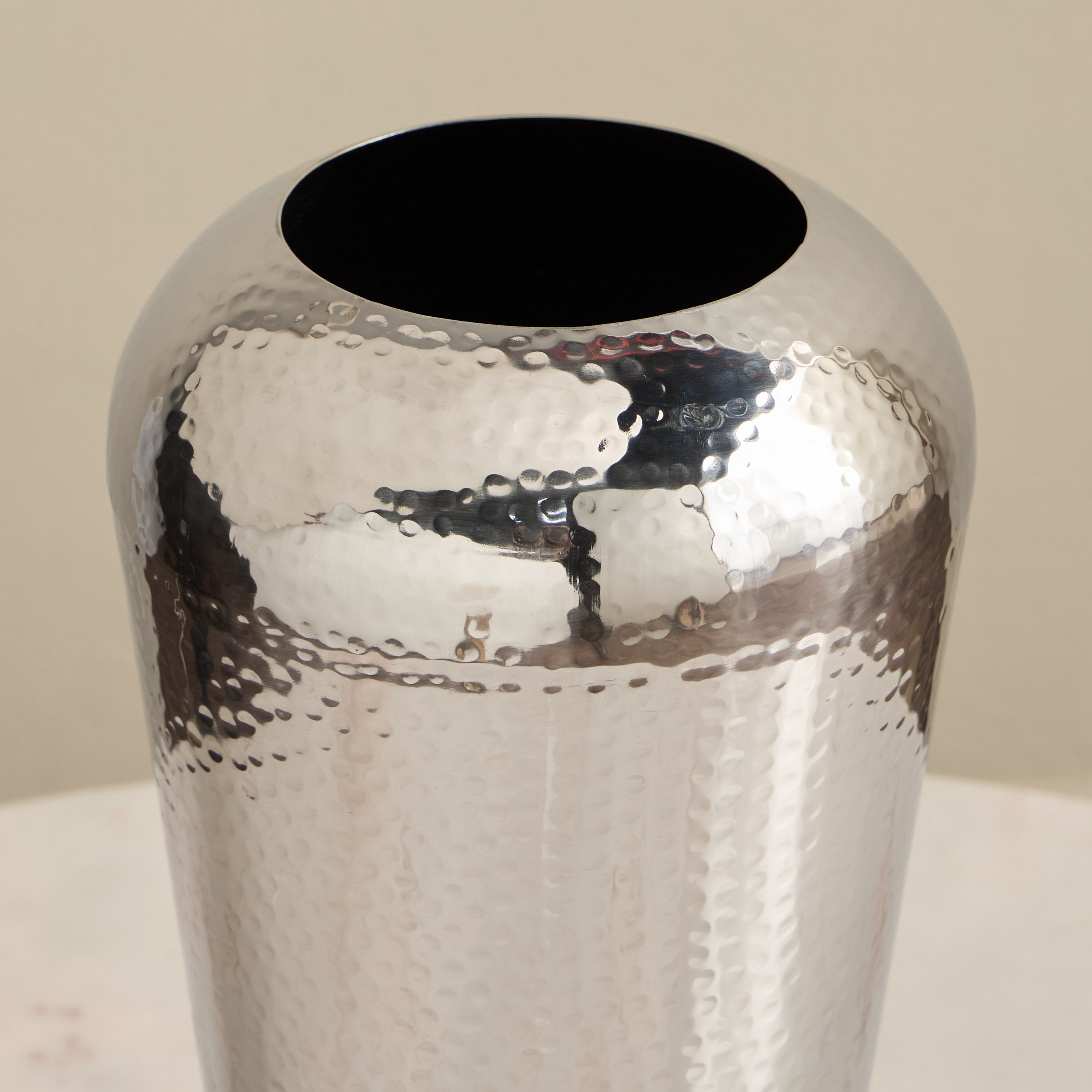 Nouf Fonterra Metal Vase - 40 cm-household-decor-vasesandbowls-image-3