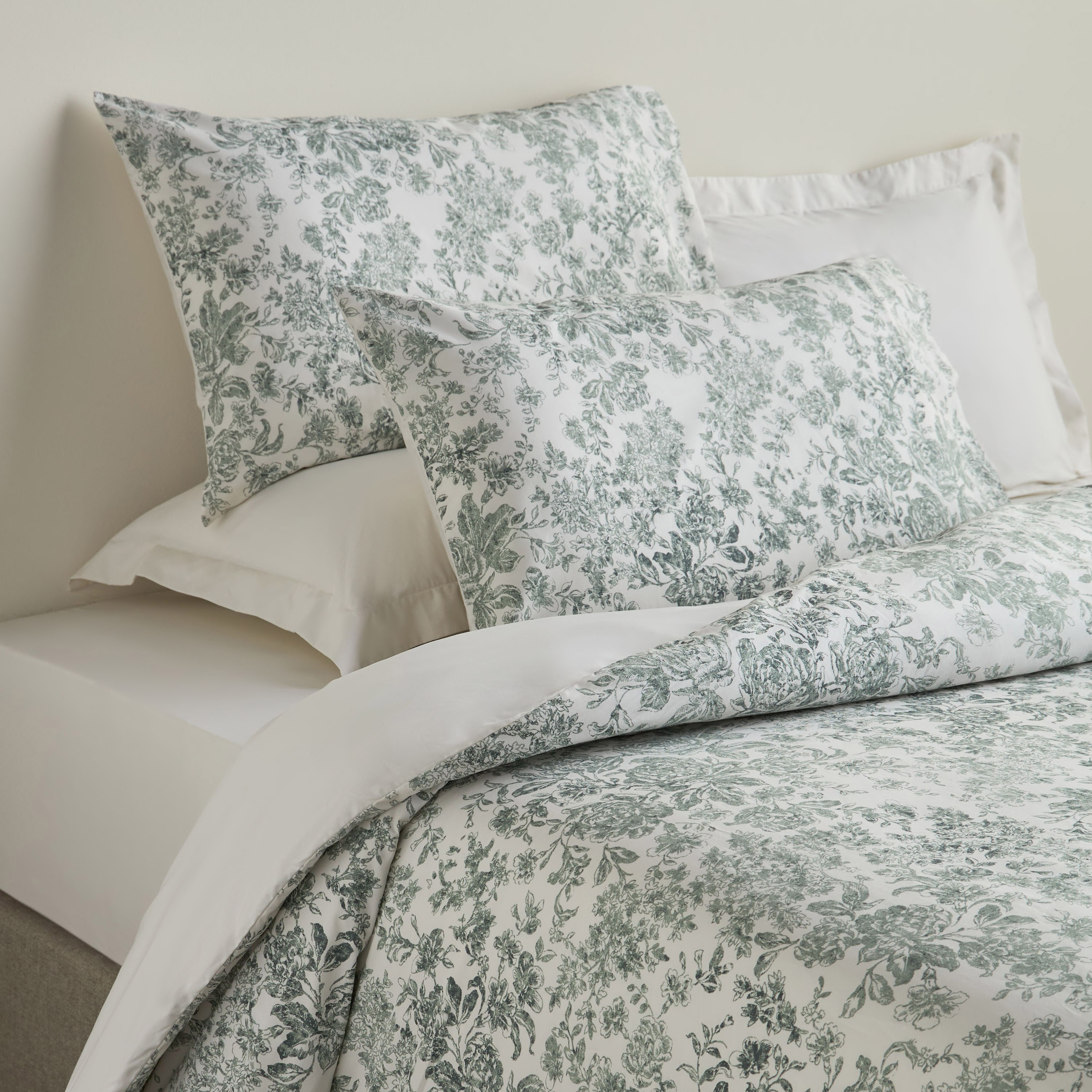 Sophia Toile Cotton 200 Thread Count 6-Piece King Duvet Cover Set - 230x220 cm-household-bedding-duvetandcovers-duvetcovers-image-1