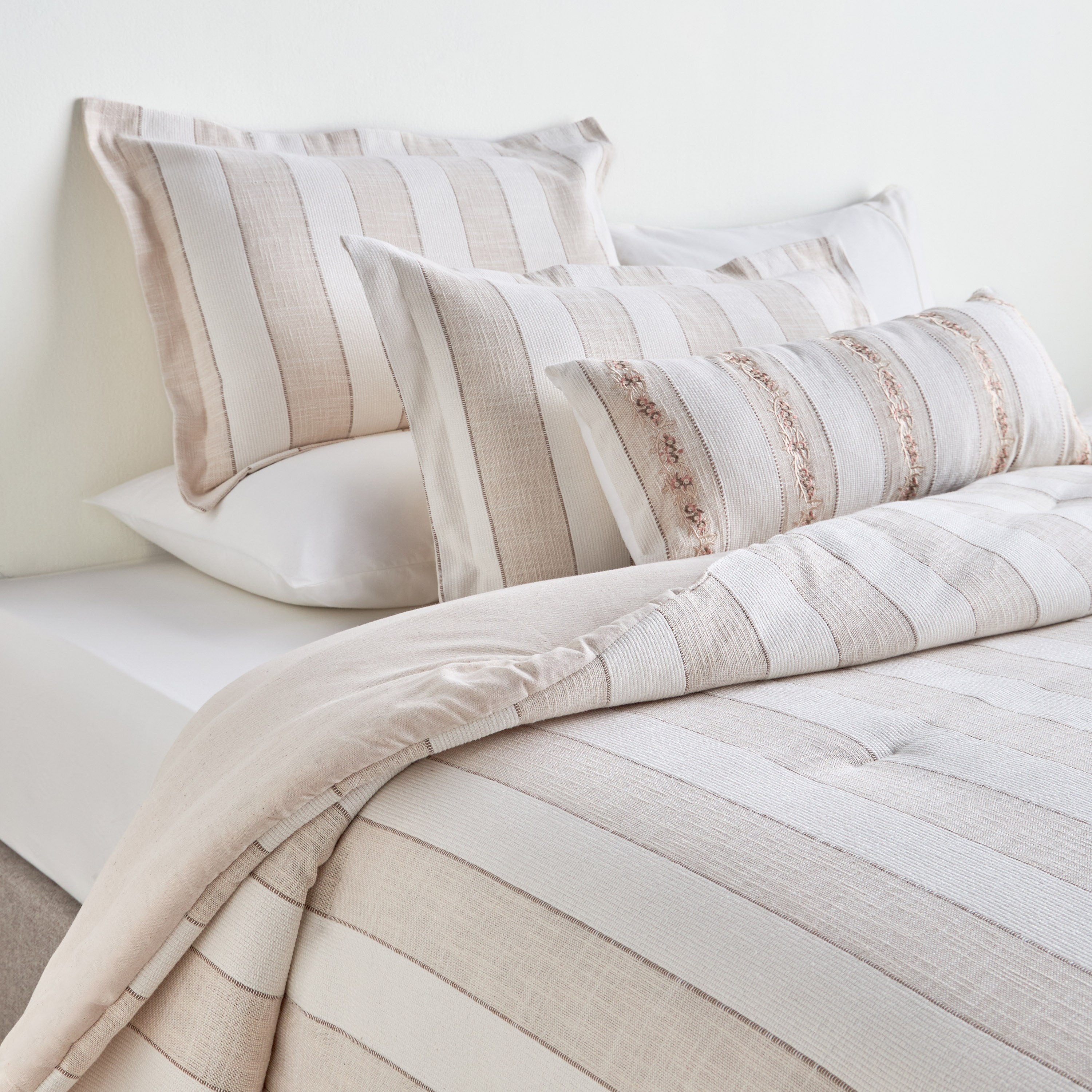 Elena Cotton Striped 7-Piece Super King Comforter and Sheet Set - 240x260 cm-household-bedding-comfortersandbedspreads-bedinabag-image-1