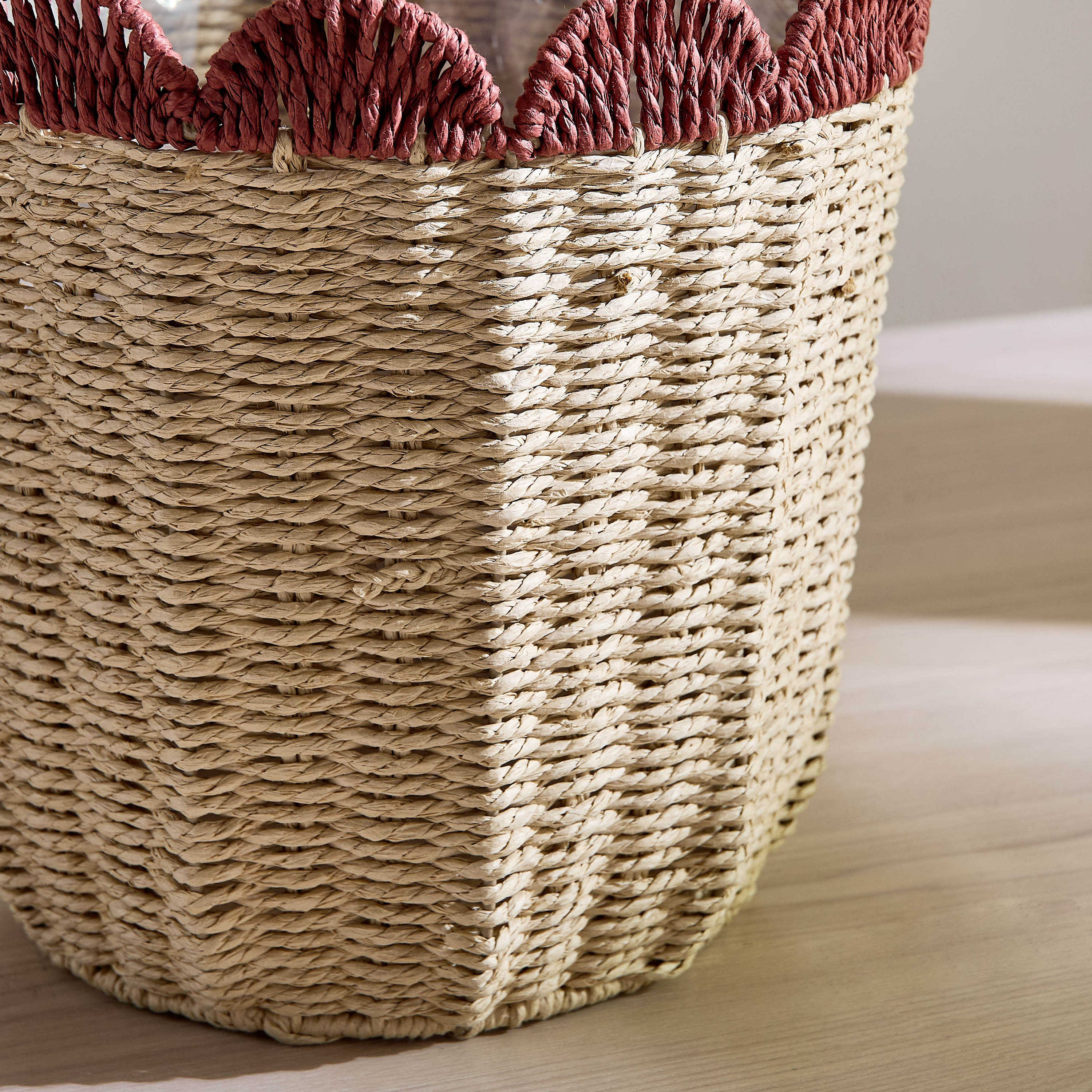 Scallope Rope Planter - 31 cm-household-gardenandoutdoor-potsandplanters-planters-image-3