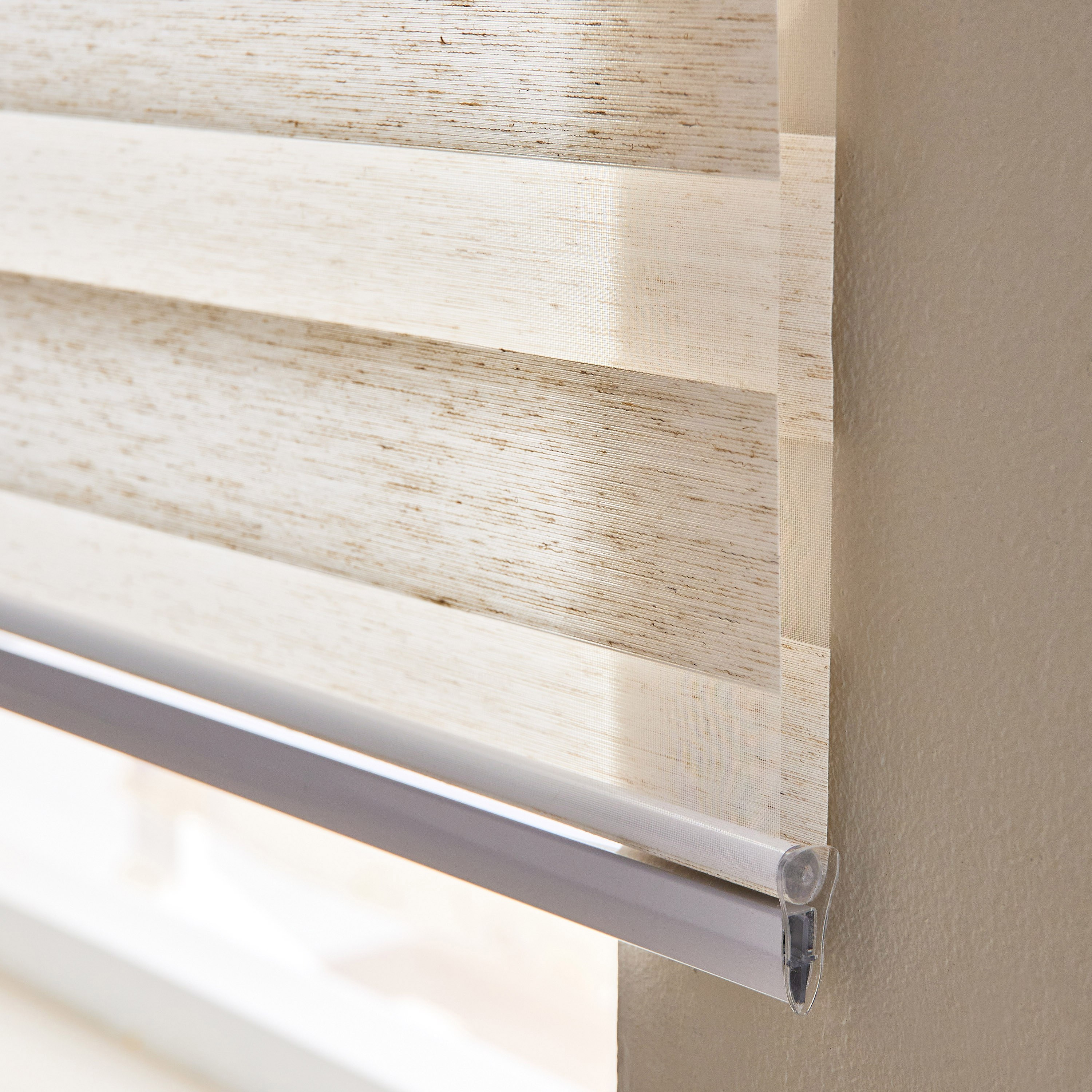ستارة معتمة دوارة للصباح والمساء - إيلا - 90x240 سم-household-windows-blinds-image-4