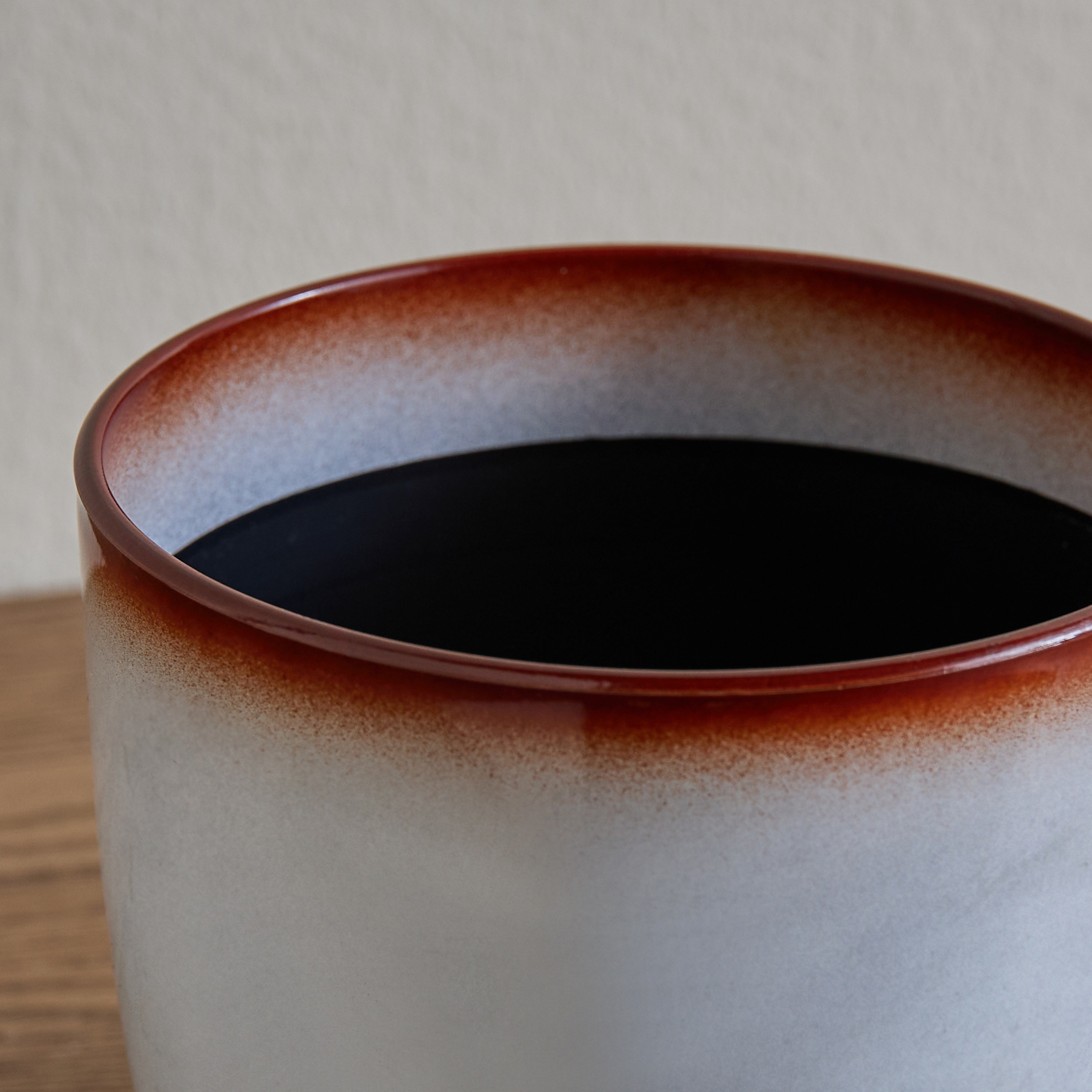 Glint Glaze Planter - 25 cm-household-gardenandoutdoor-potsandplanters-planters-image-3