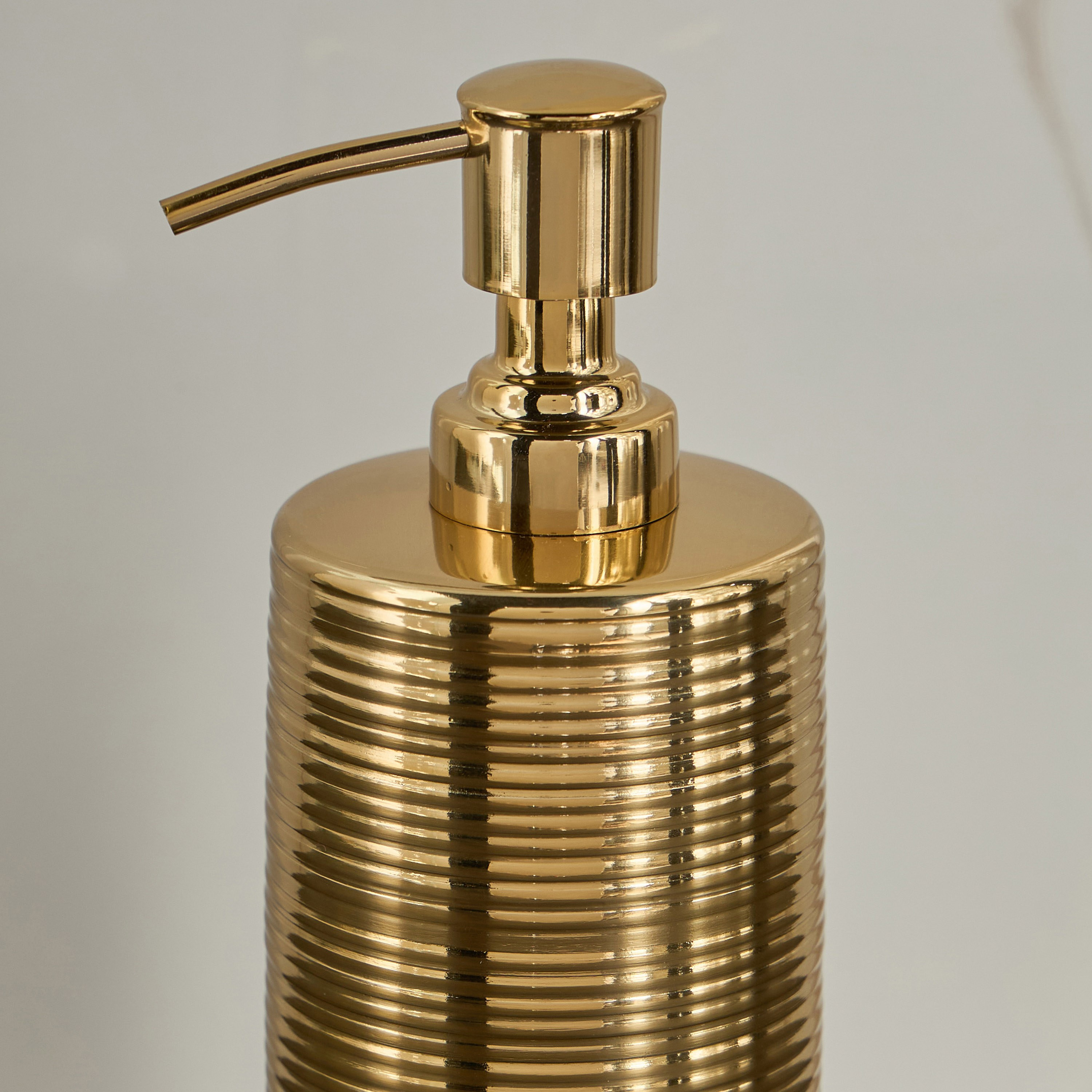 Modern Rib Soap Dispenser-household-bathandlaundry-bathaccessories-soapdishesanddispensers-image-2