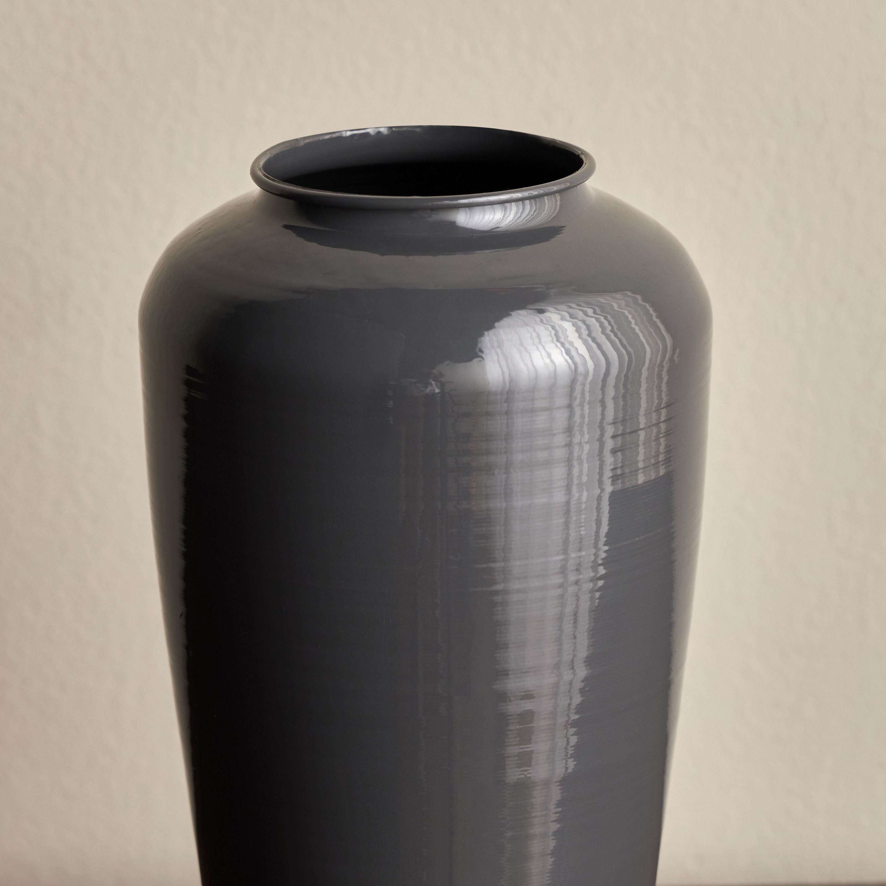 Modern Mono Ash Metal Vase - 33 cm-household-decor-vasesandbowls-image-2
