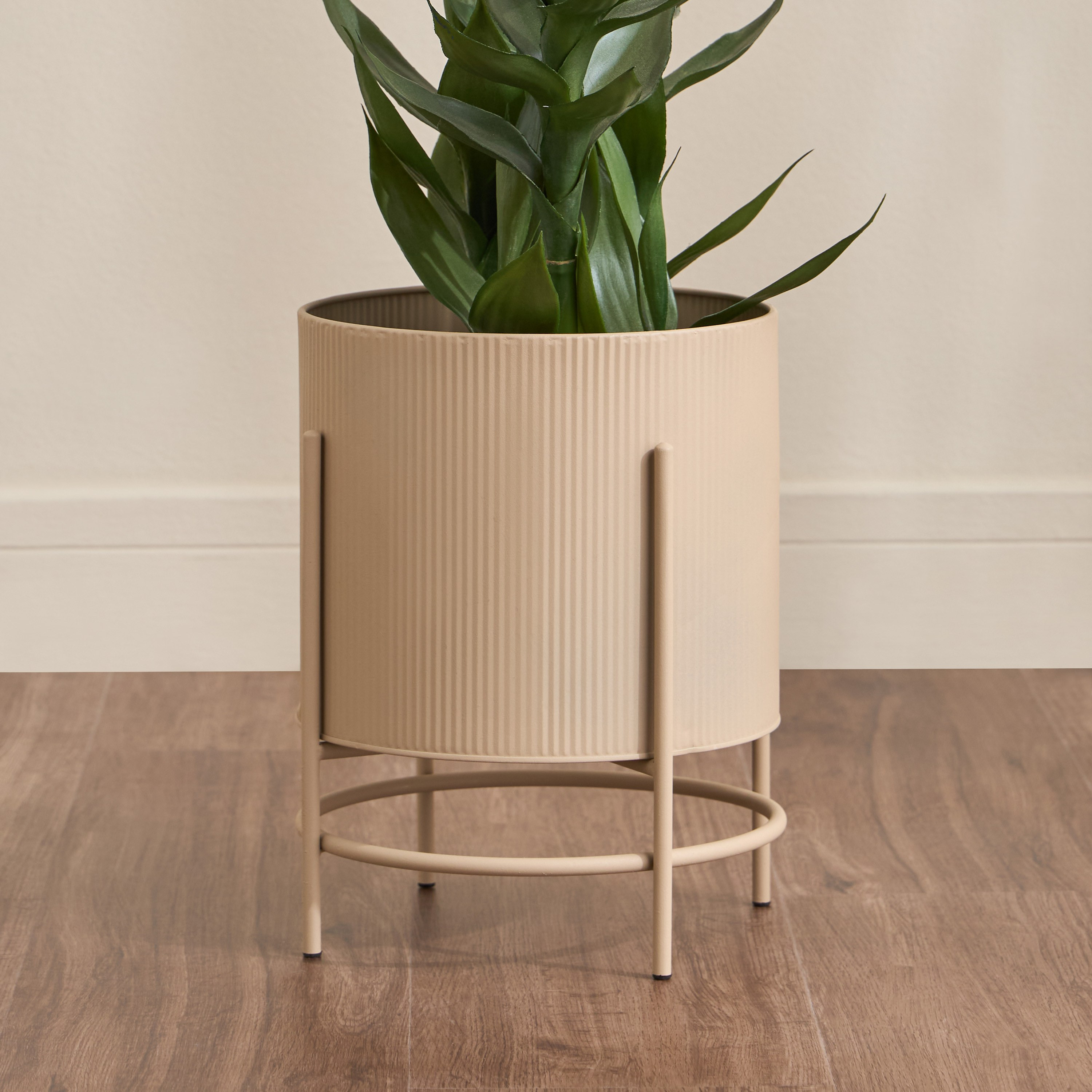 Mondo Allen Metal Planter - 30 cm-household-gardenandoutdoor-potsandplanters-planters-image-1