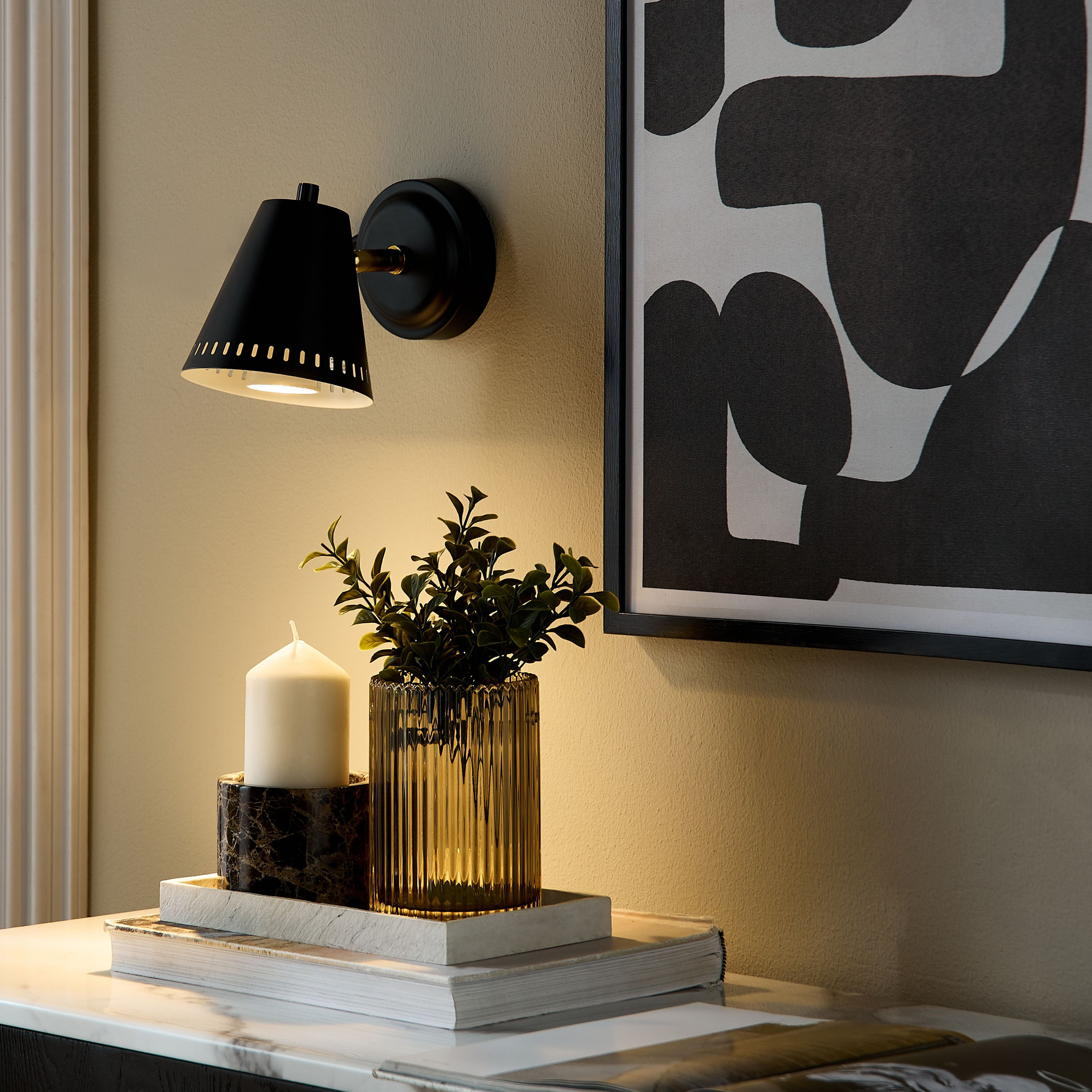 Sheno Metal Wall Lamp-household-lighting-walllamps-image-5