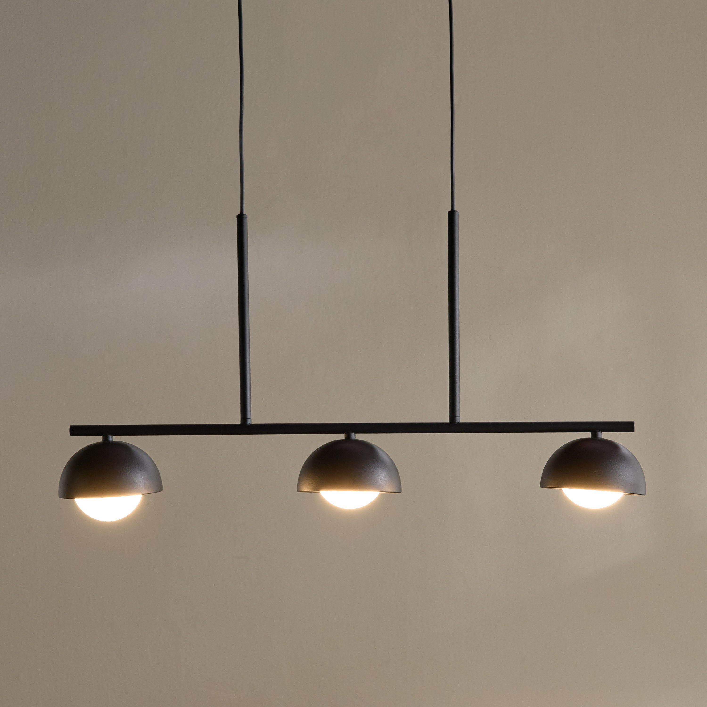 Andorra 3-Lights Metal Linear Ceiling Lamp-household-lighting-ceilinglamps-clusters-image-2
