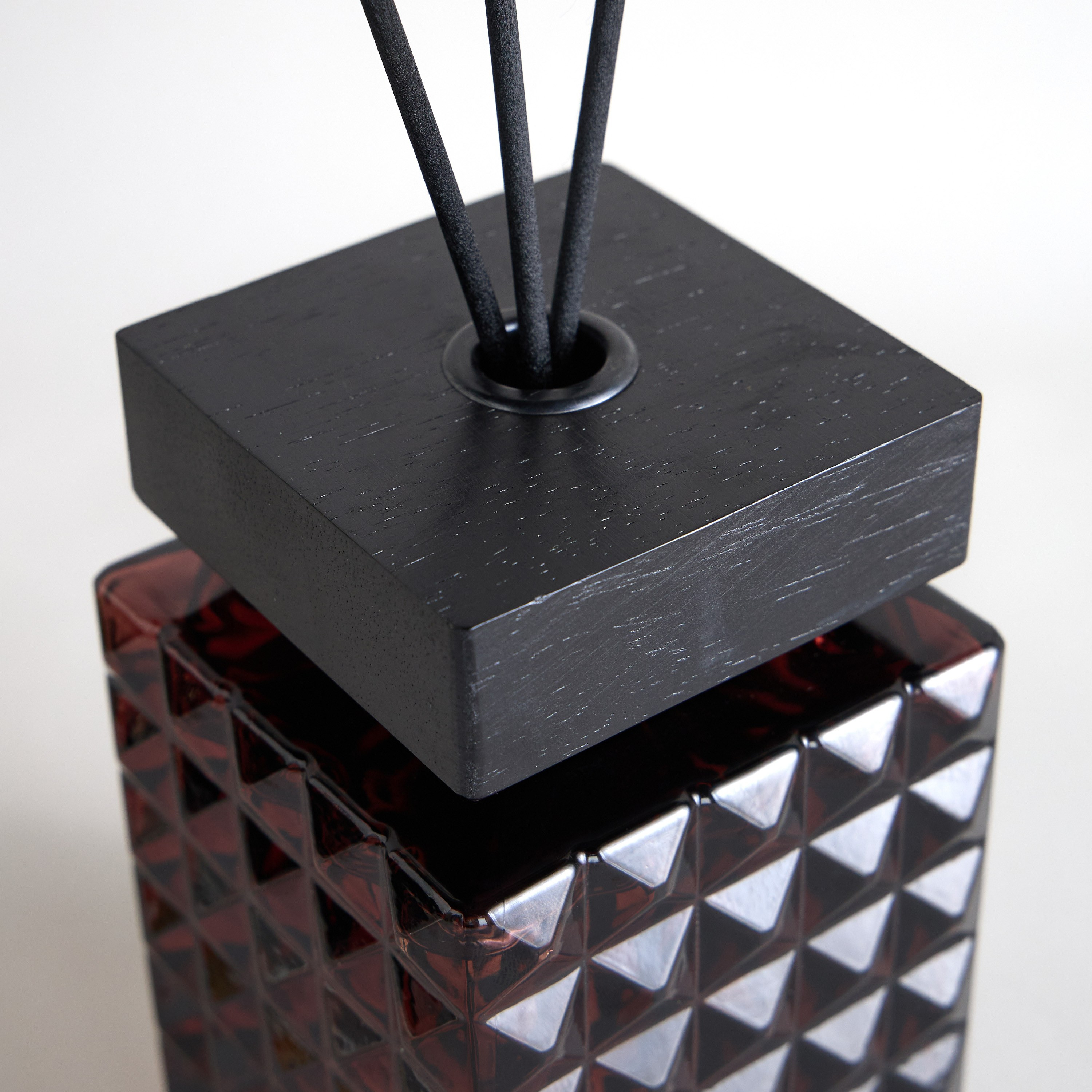 موزع عطور أعواد بالعنبر والأبنوس - أربا - 1 لتر-household-homefragrance-reeddiffusers-image-3