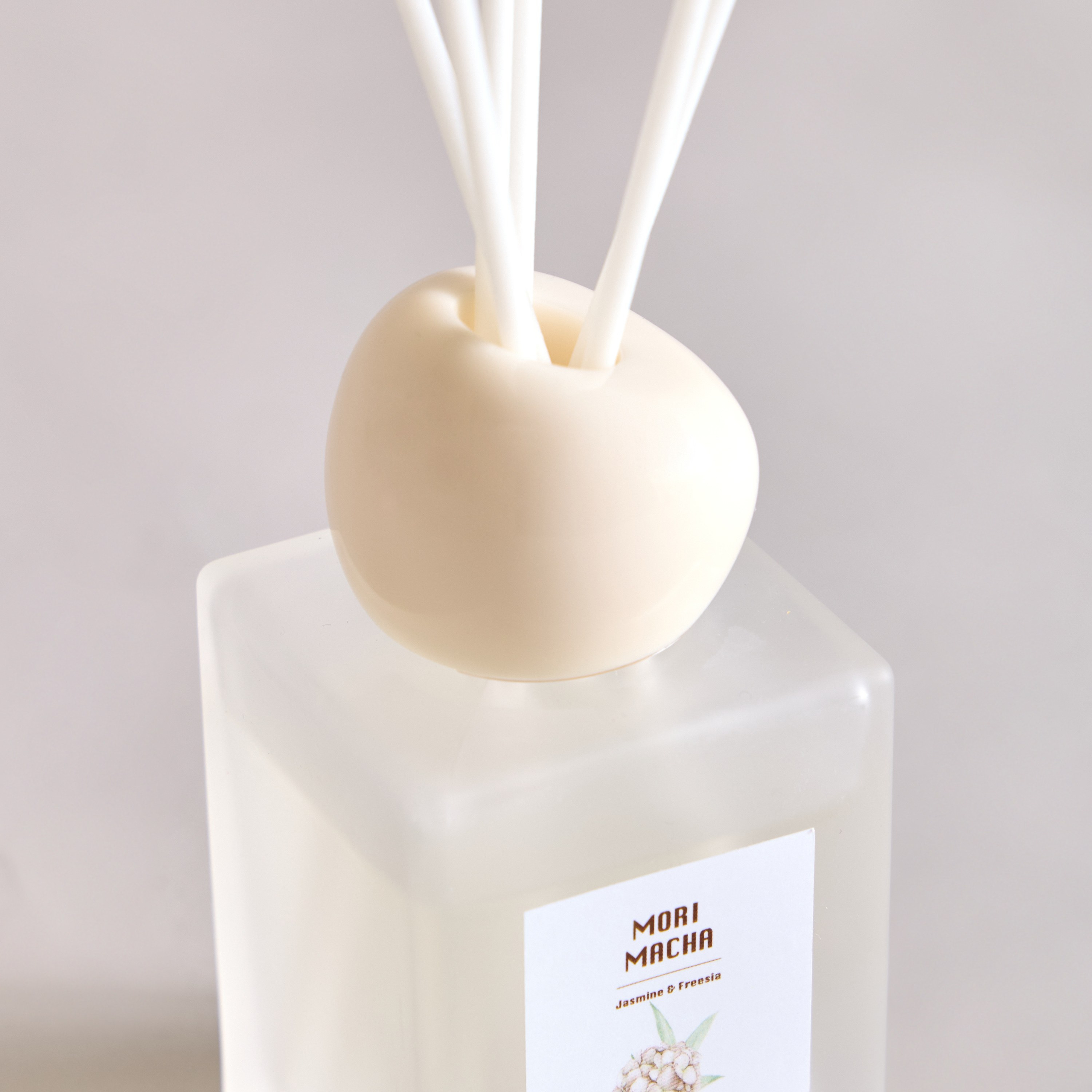 Mori Matcha Jasmine and Freesia Reed Diffuser - 100 ml-household-homefragrance-reeddiffusers-image-3