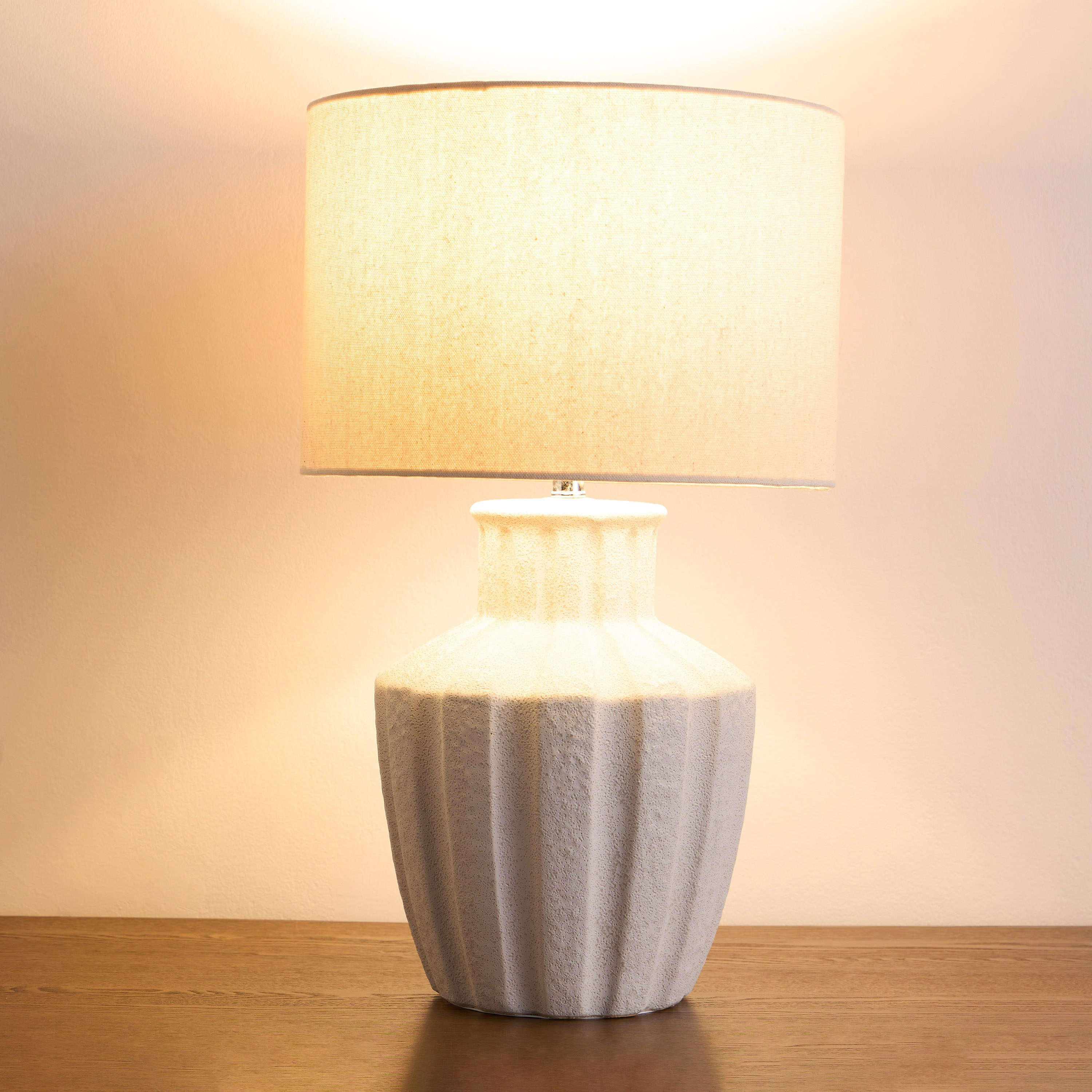 Miyu Ceramic Table Lamp - 55 cm-household-lighting-tableanddesklamps-image-2