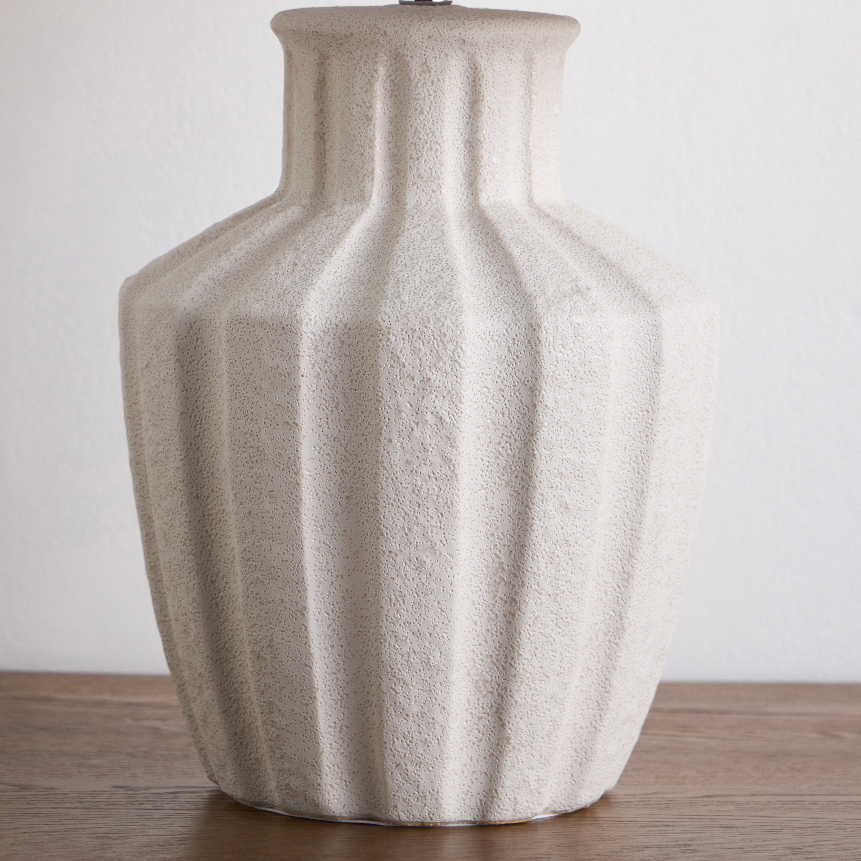 Miyu Ceramic Table Lamp - 55 cm-household-lighting-tableanddesklamps-image-4