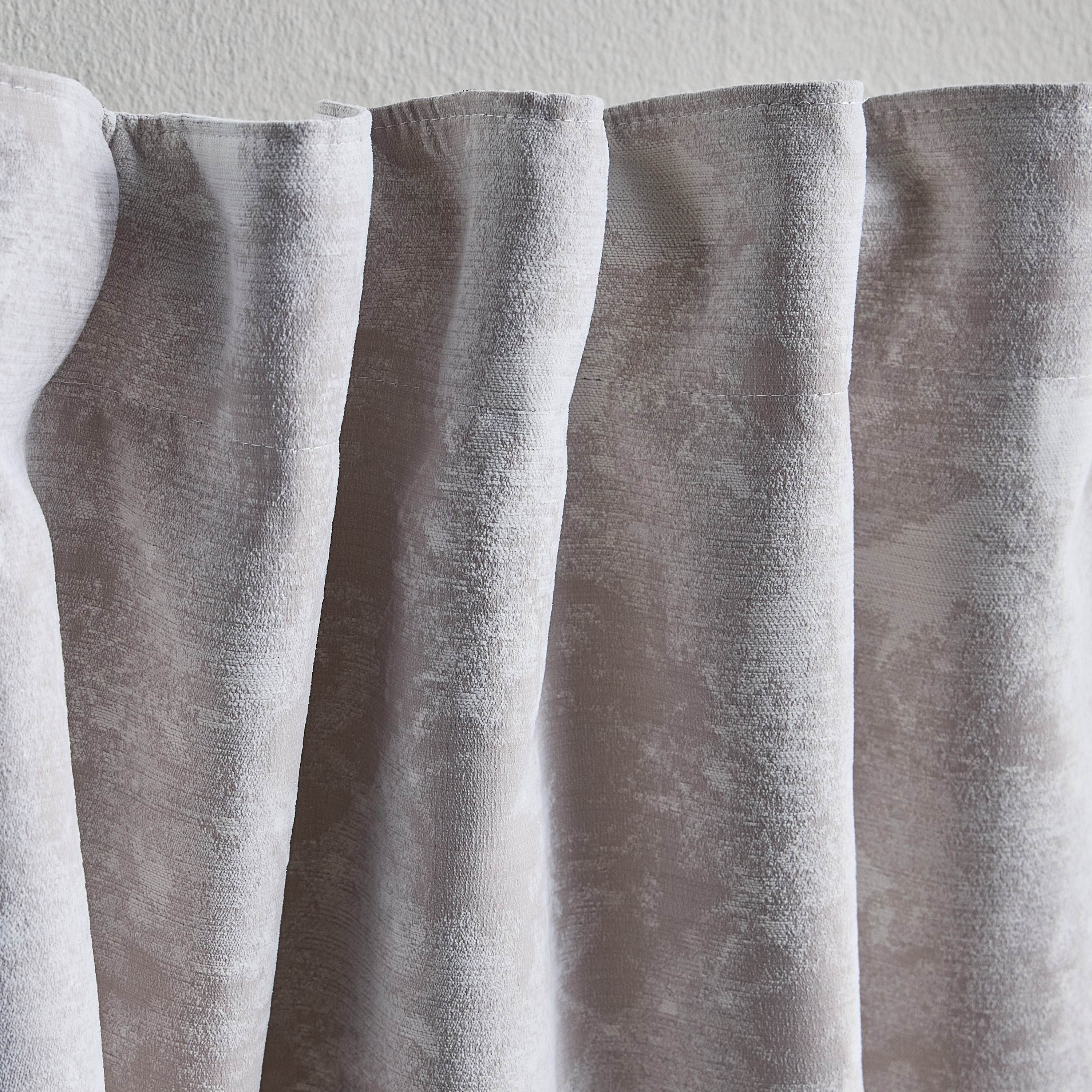 طقم ستائر تعتيم قطعتين - آشلي - 135x280 سم-household-windows-curtains-image-3