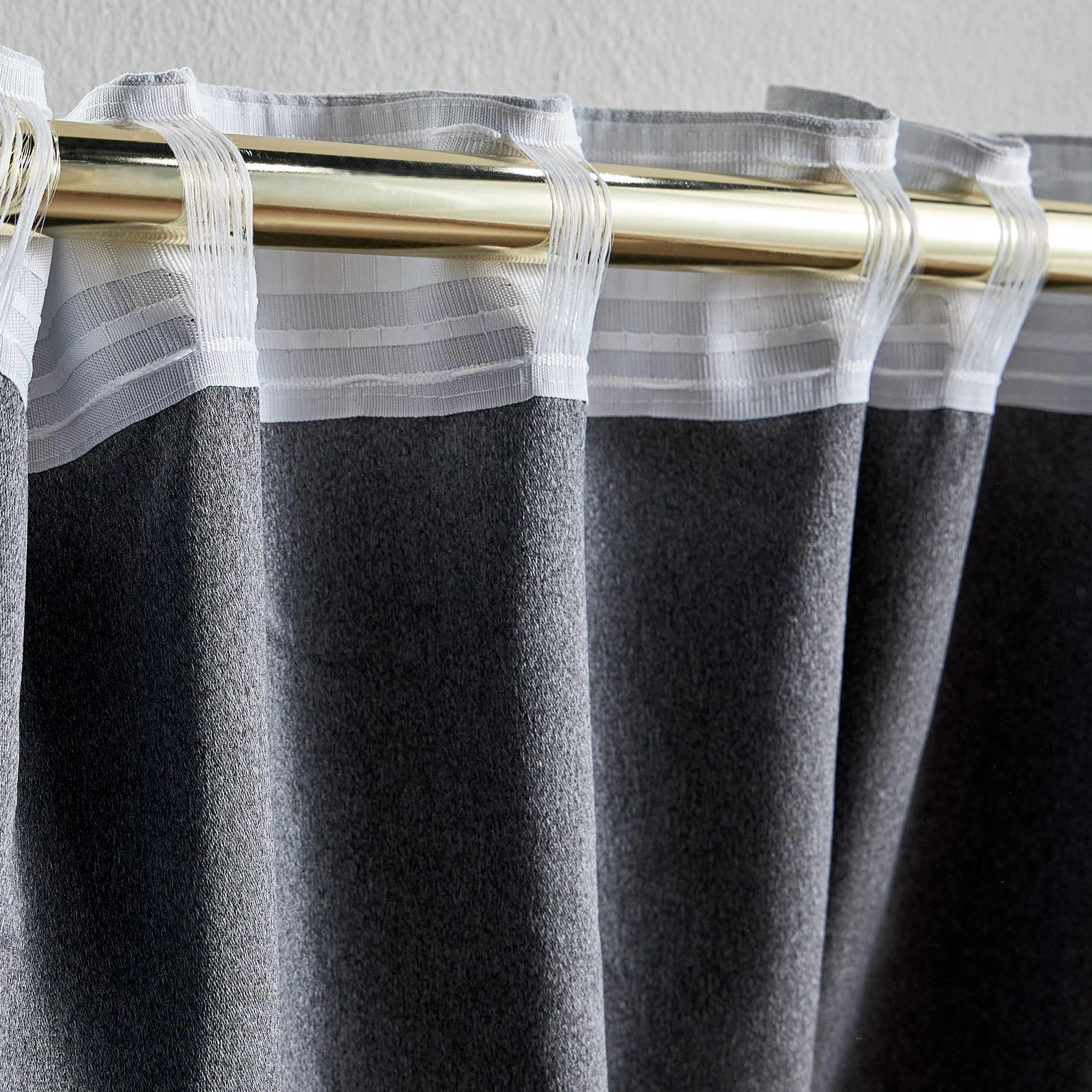 ستارة تعتيم قطعتين - أشلي - 135x320 سم-household-windows-curtains-image-4