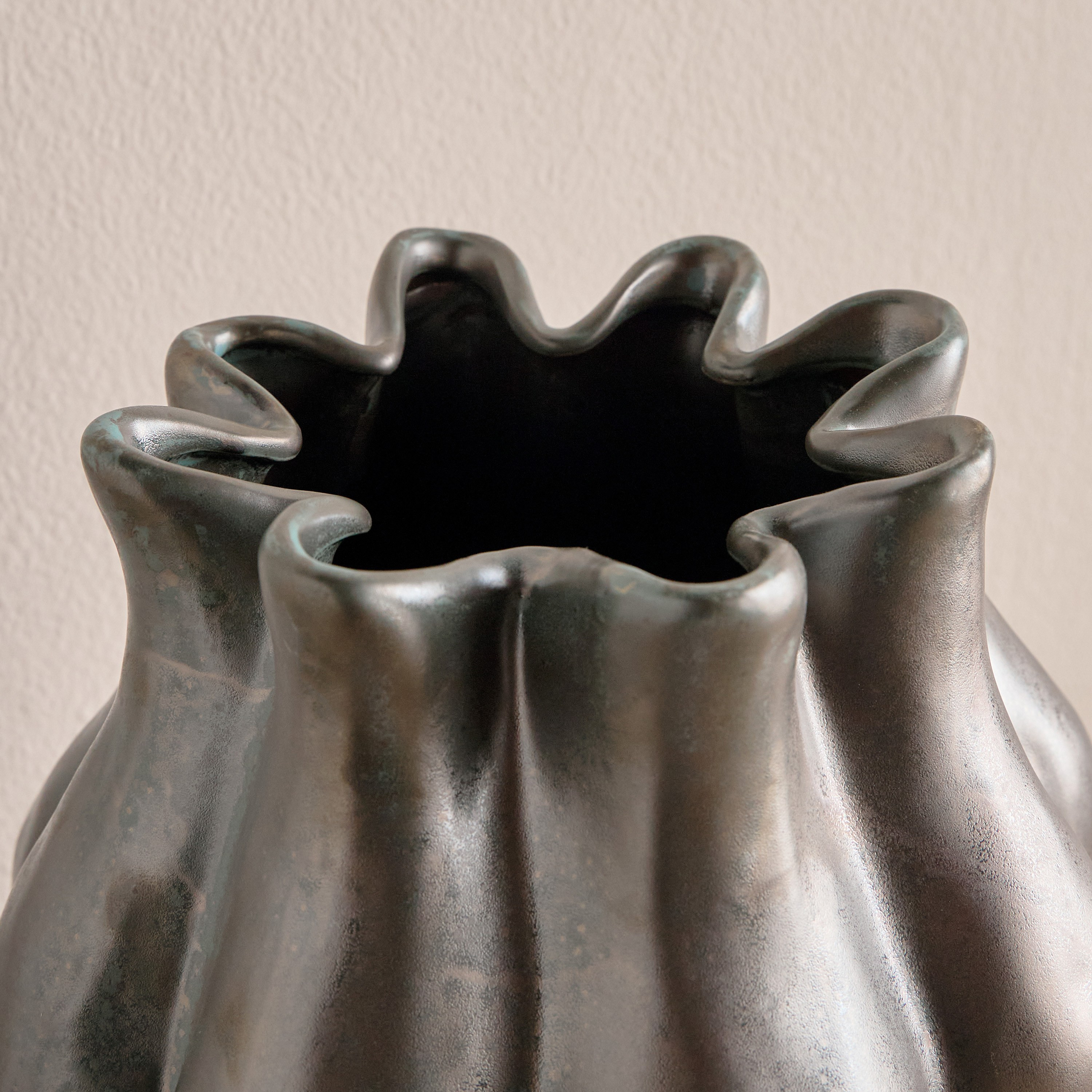 Nouf Caleb Bulb Ceramic Vase - 46 cm-household-decor-vasesandbowls-image-2