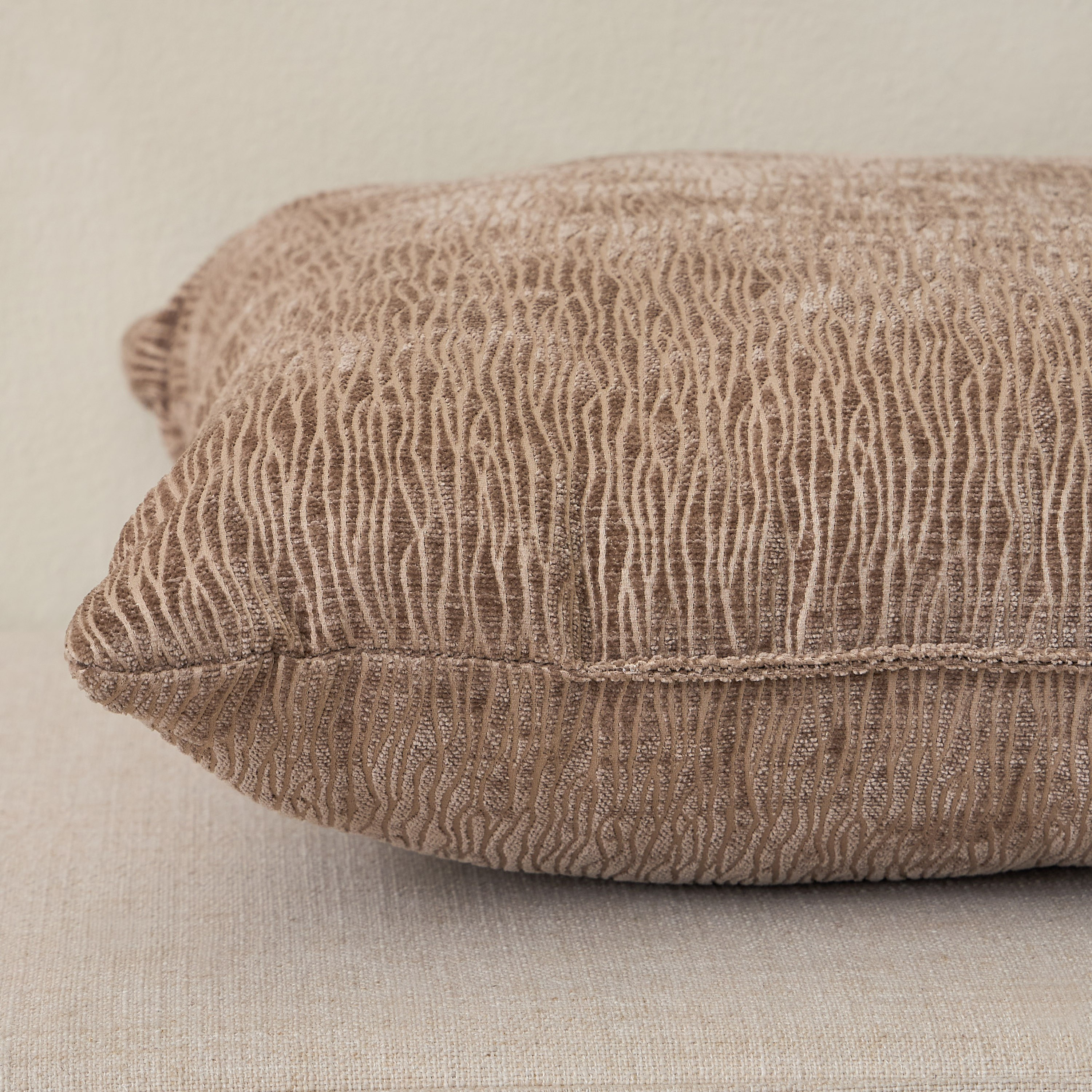 طقم وسادة محشوة جاكار قطعتين - آيا - 45×45 سم-household-cushionsandthrows-filledcushions-decorativecushions-image-3