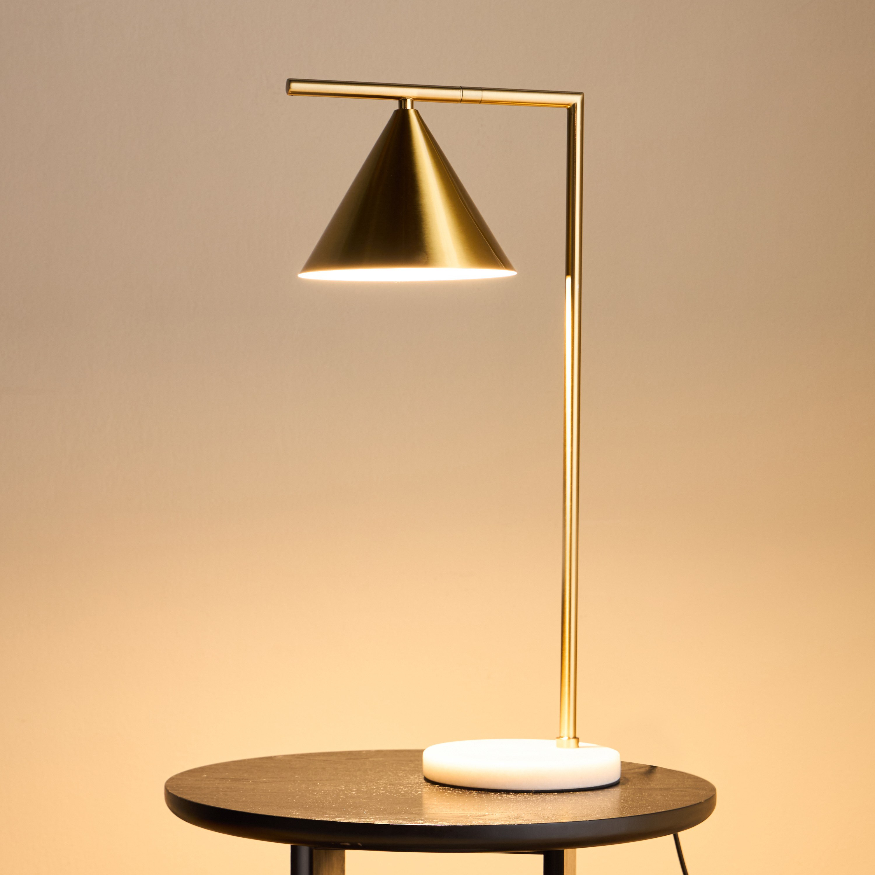Shayden Metal Table Lamp - 64 cm-household-lighting-tableanddesklamps-image-2