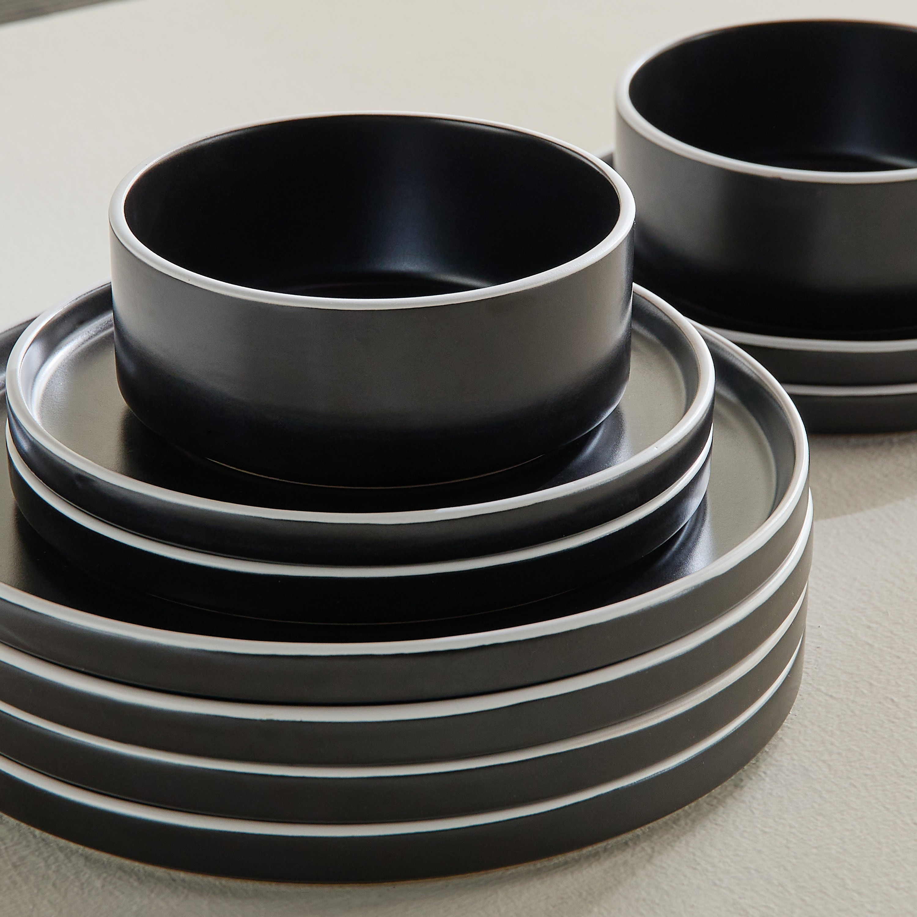 Kuro 12-Piece Stoneware Dinner Set - Serves 4-household-dining-dinnerware-dinnersets-image-2