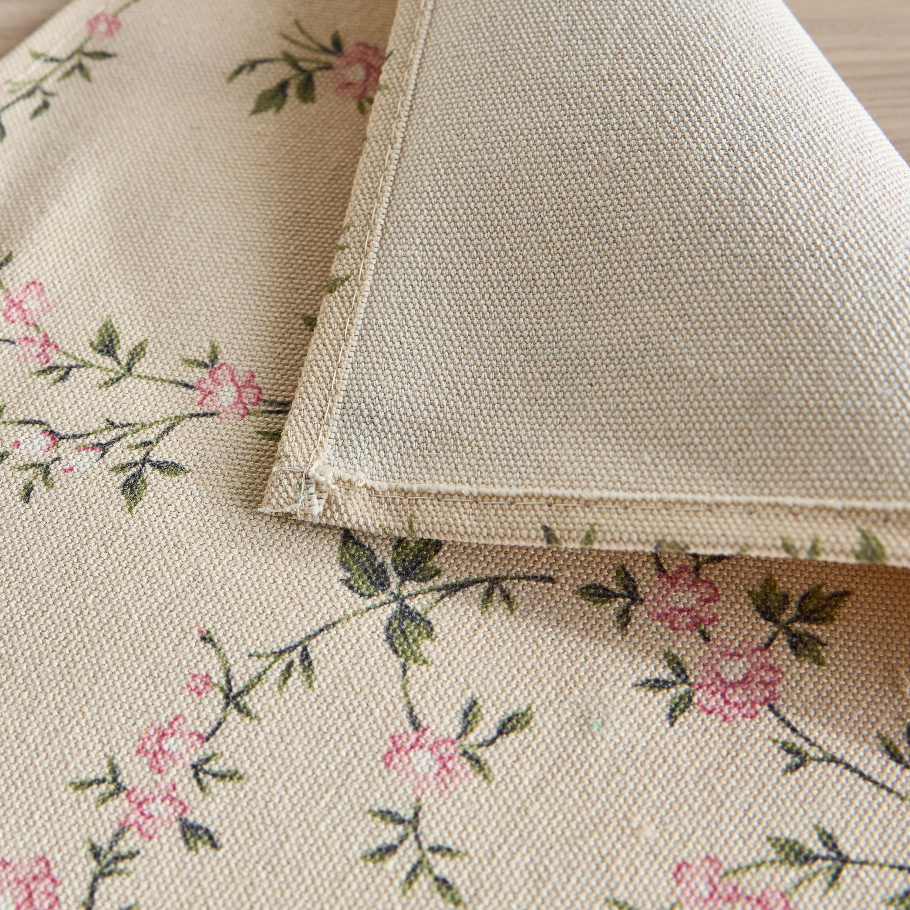 Amilia Garden 4-Piece Placemat Set-household-dining-tablelinen-placemats-image-2