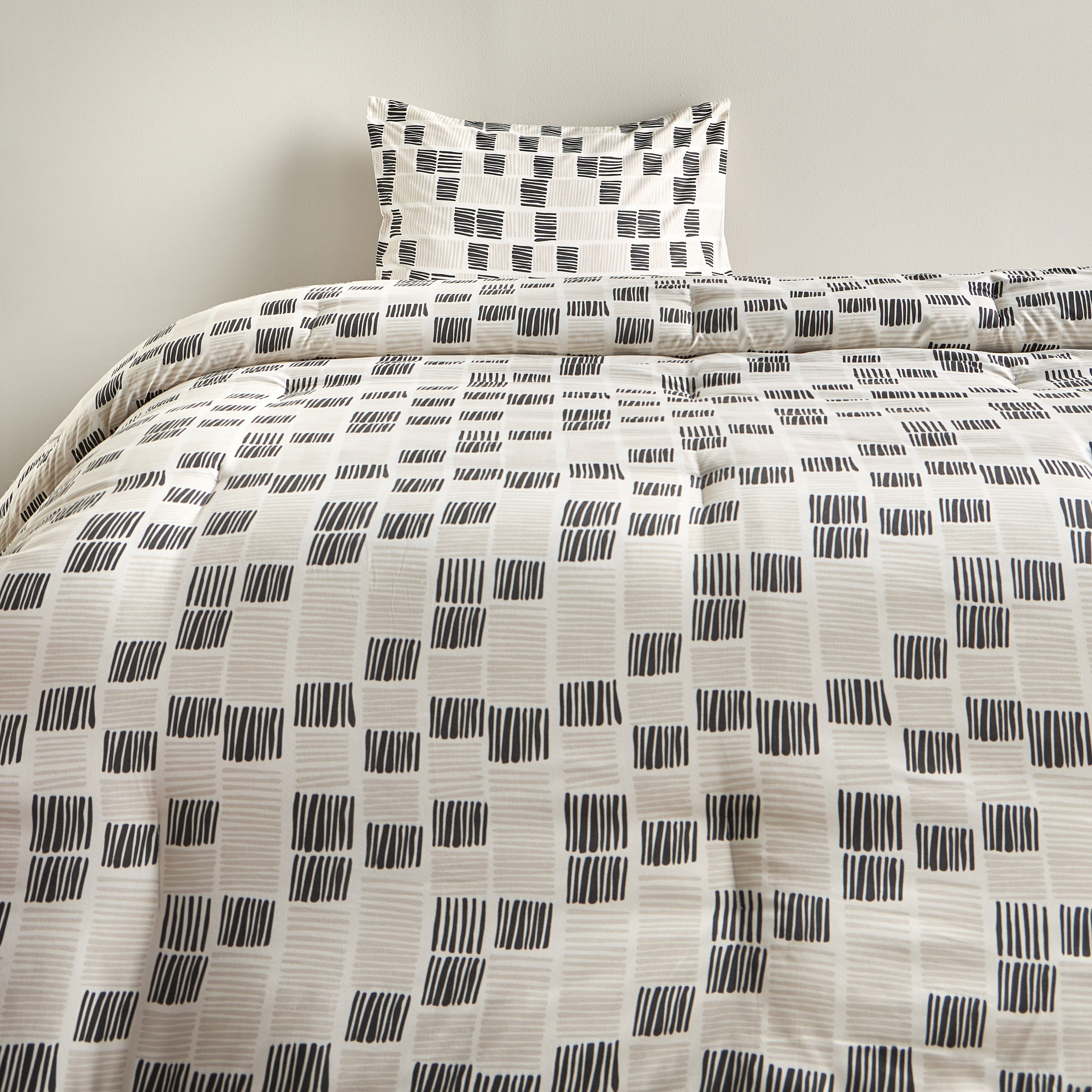Macoy Microfibre Checkered 2-Piece Full Comforter Set - 160x230 cm-household-bedding-comfortersandbedspreads-comforters-image-2