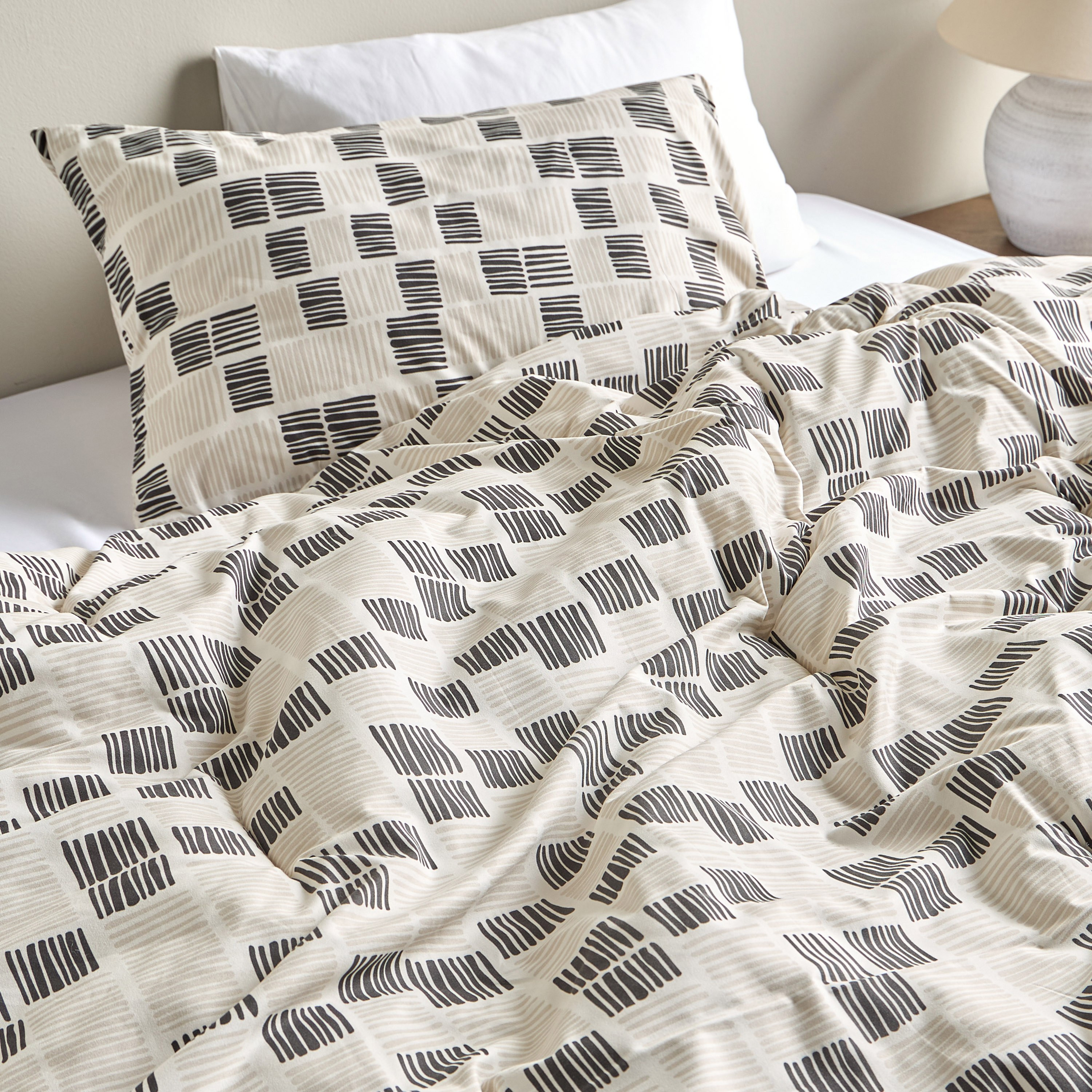 Macoy Microfibre Checkered 2-Piece Full Comforter Set - 160x230 cm-household-bedding-comfortersandbedspreads-comforters-image-4
