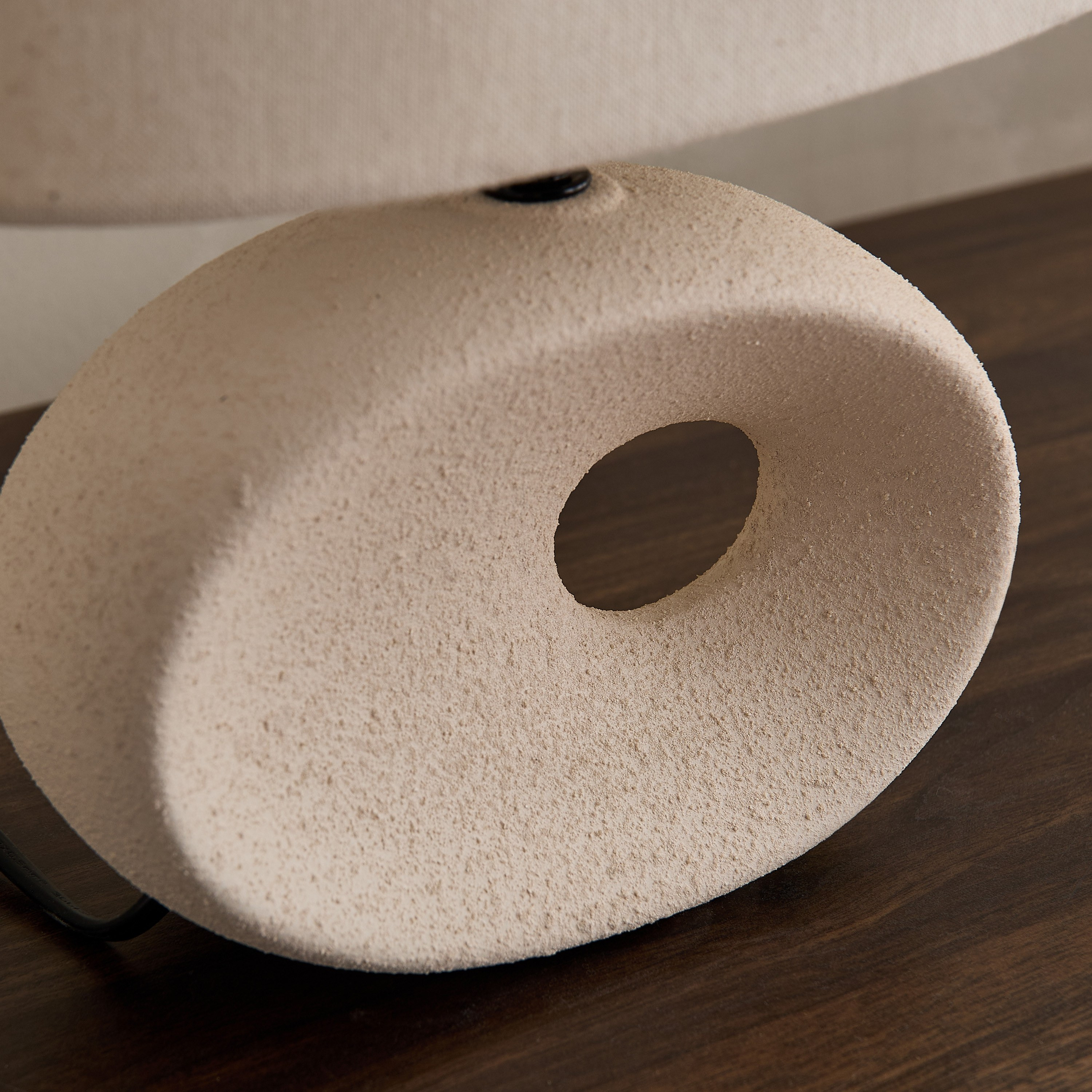 Milo Ceramic Table Lamp - 30 cm-household-lighting-tableanddesklamps-image-3