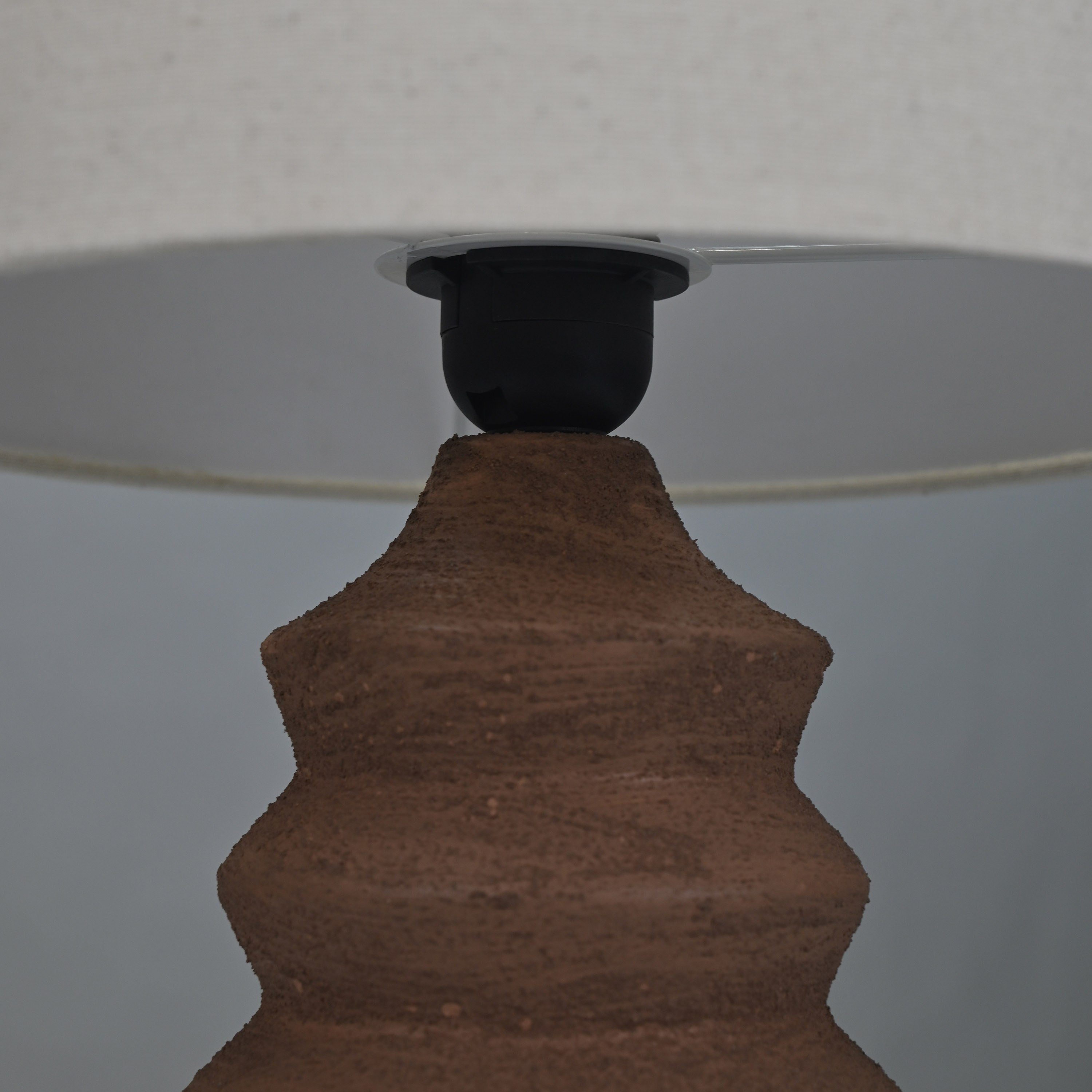 Jay Ceramic Table Lamp - 52 cm-household-lighting-tableanddesklamps-image-3