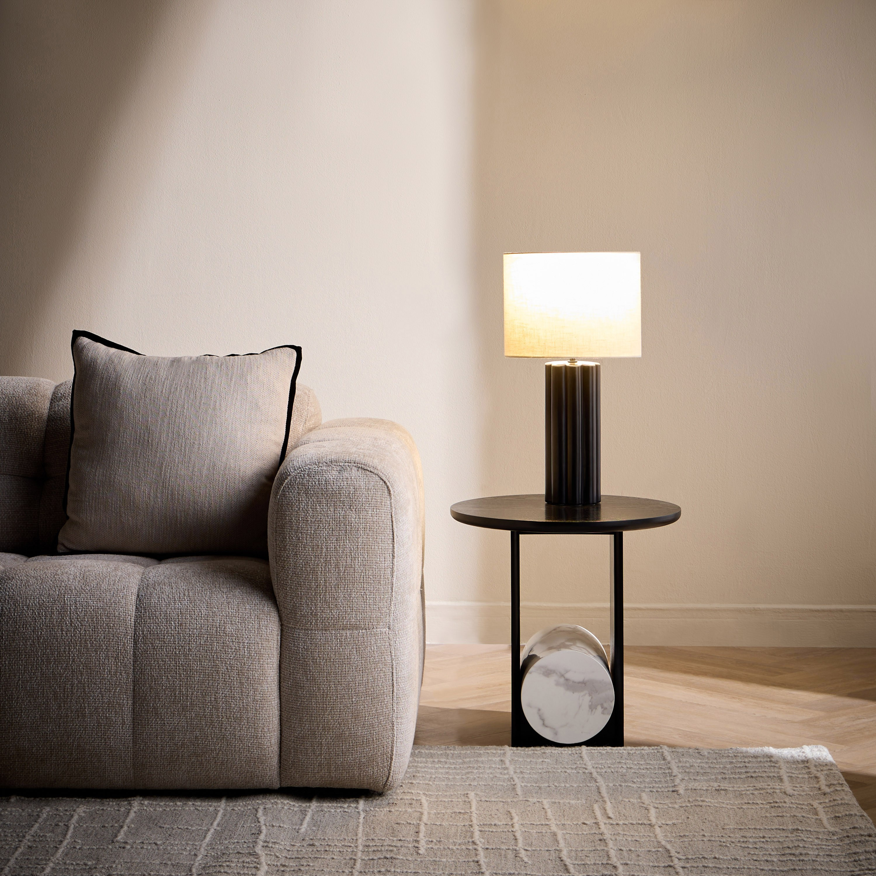 Latin Ceramic Table Lamp - 55 cm-household-lighting-tableanddesklamps-image-4