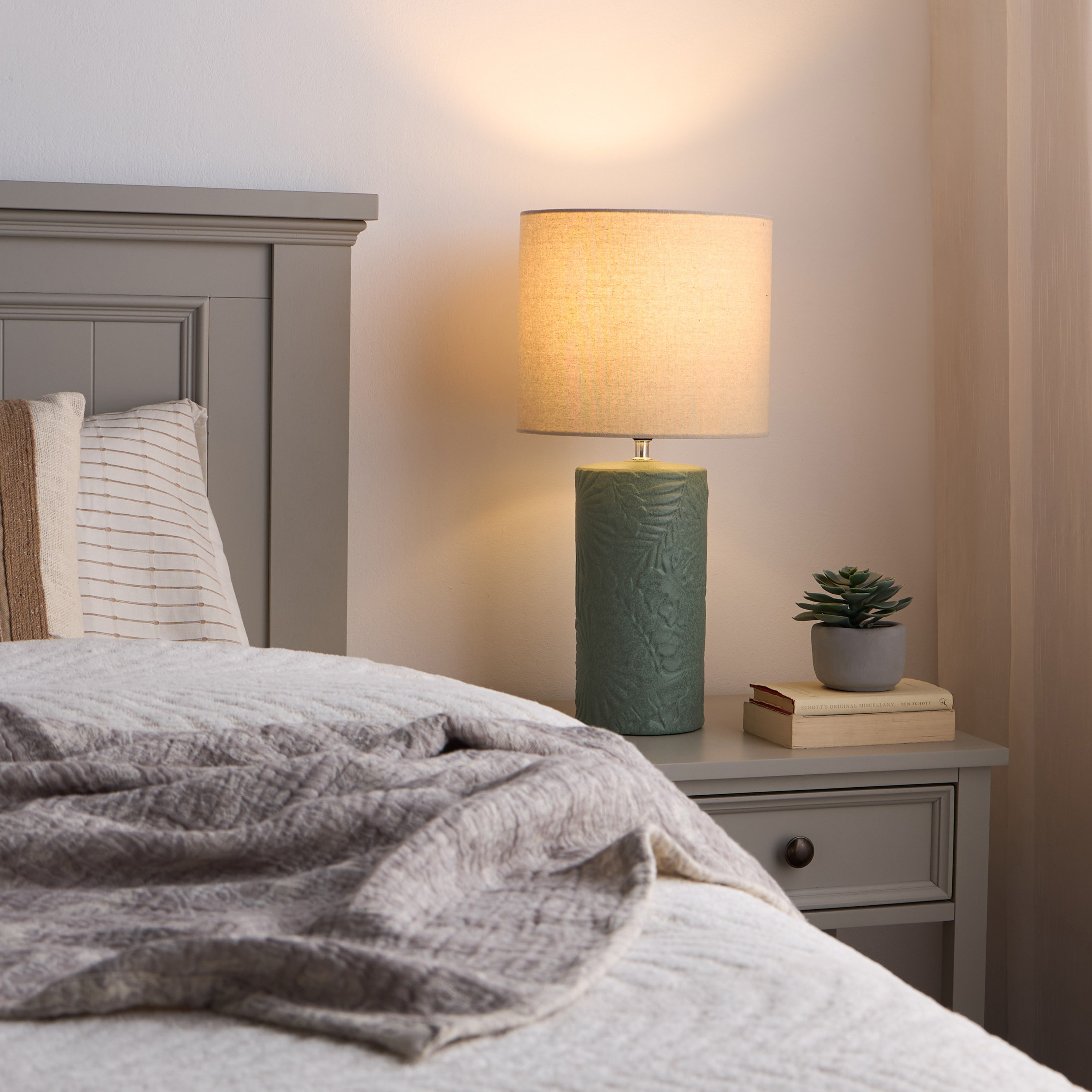 مصباح طاولة سيراميك - شيللي - 57 سم-household-lighting-tableanddesklamps-image-5