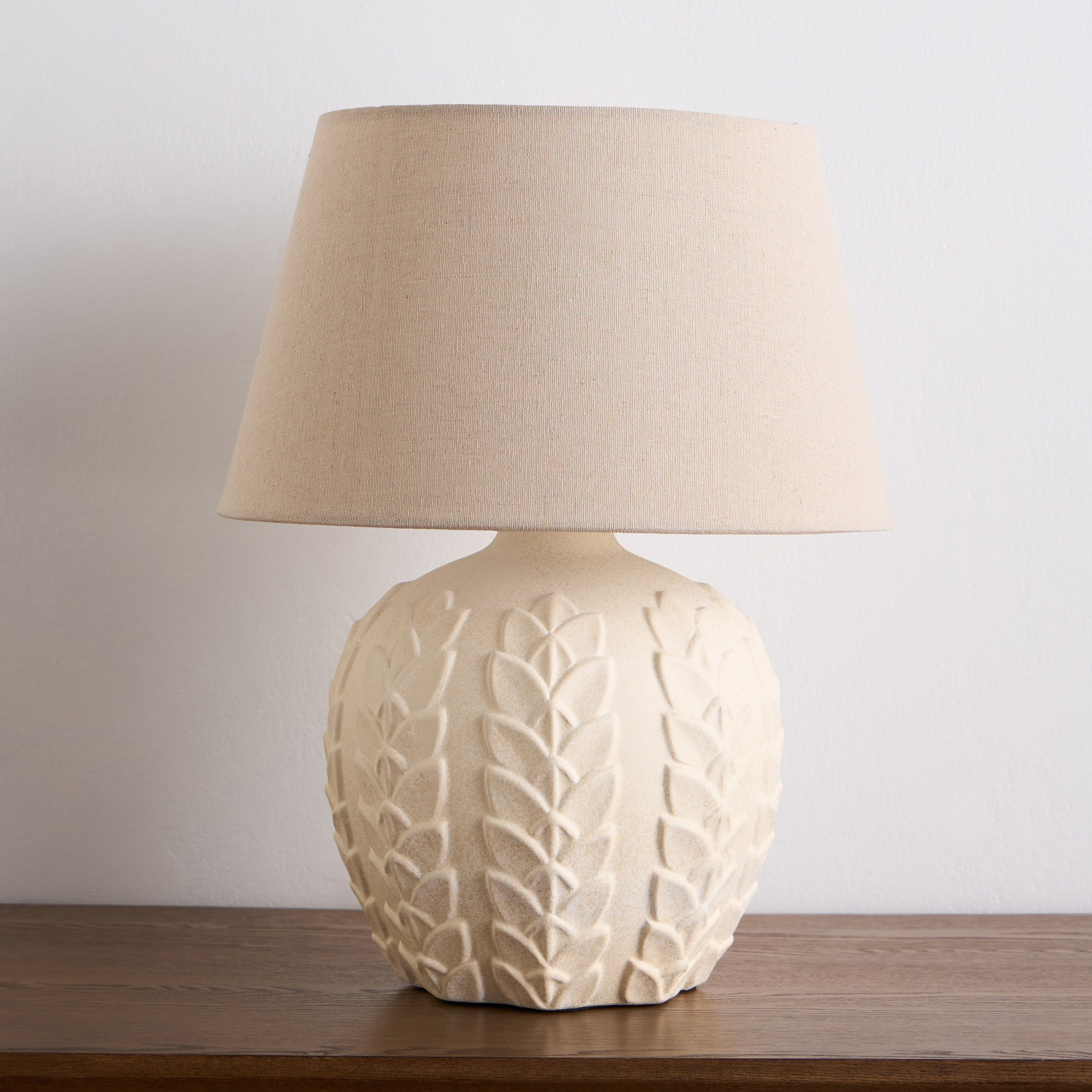 Alvina Ceramic Table Lamp - 49 cm-household-lighting-tableanddesklamps-image-1