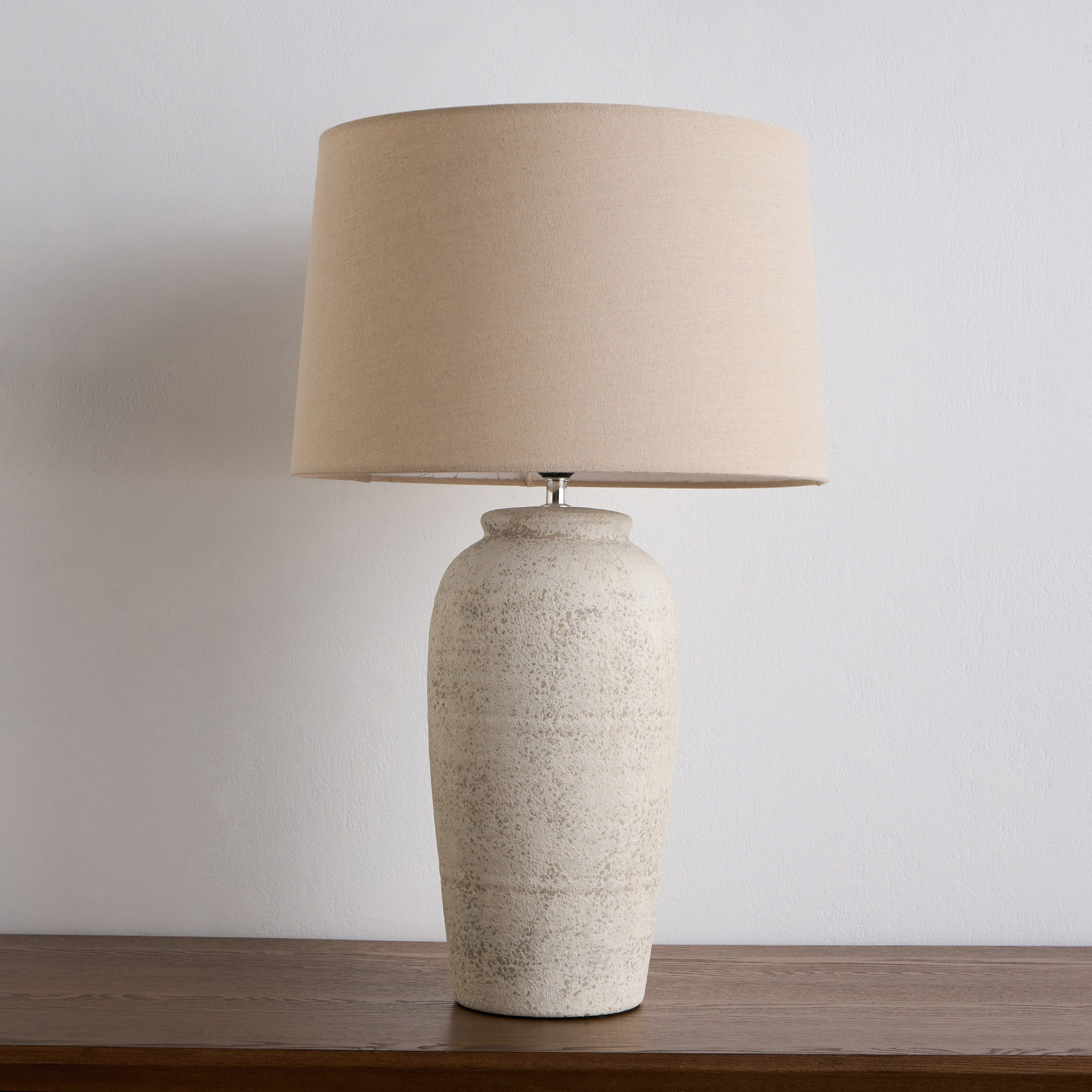 Kassy Ceramic Table Lamp - 63 cm-household-lighting-tableanddesklamps-image-1