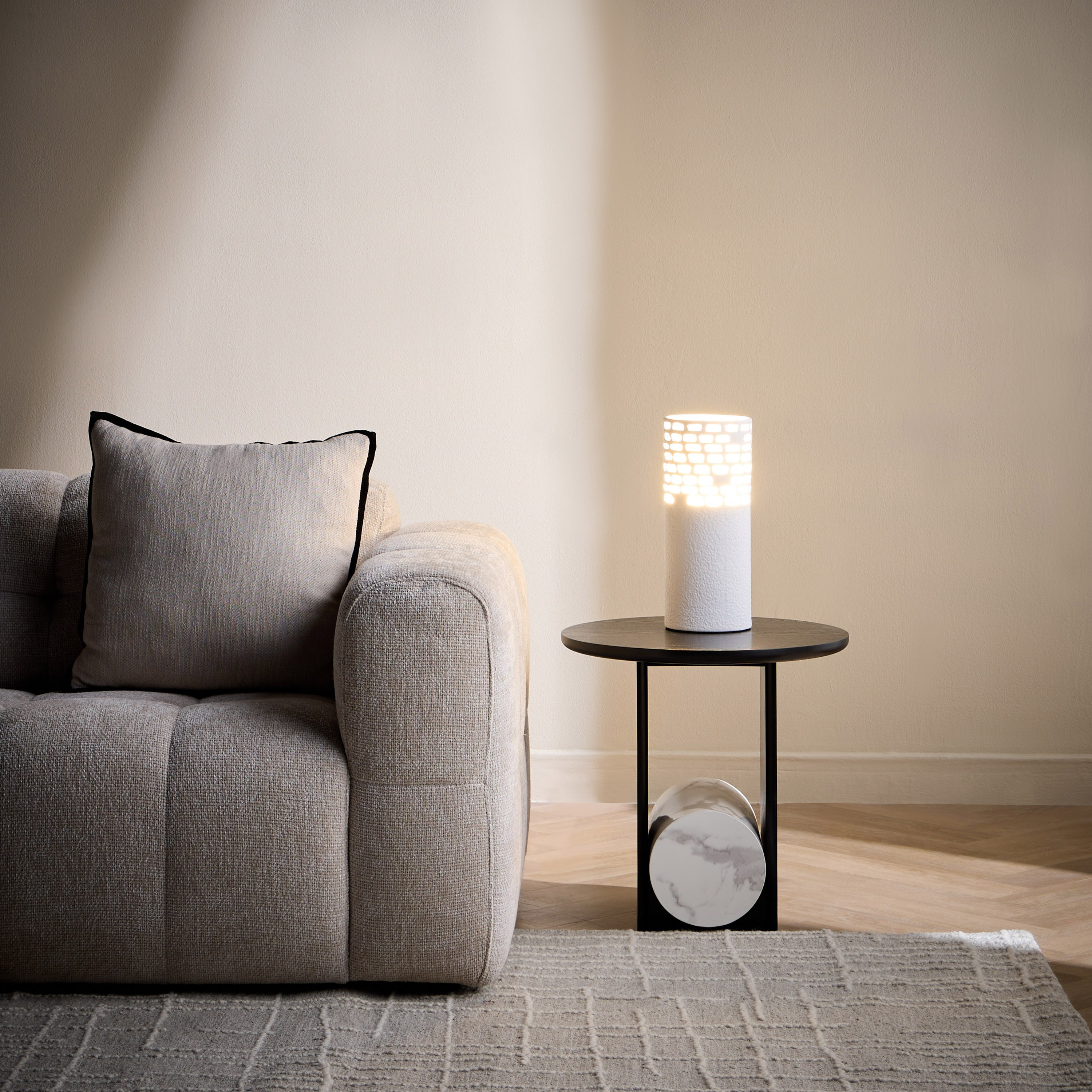 Gibson Ceramic Table Lamp - 37 cm-household-lighting-tableanddesklamps-image-4