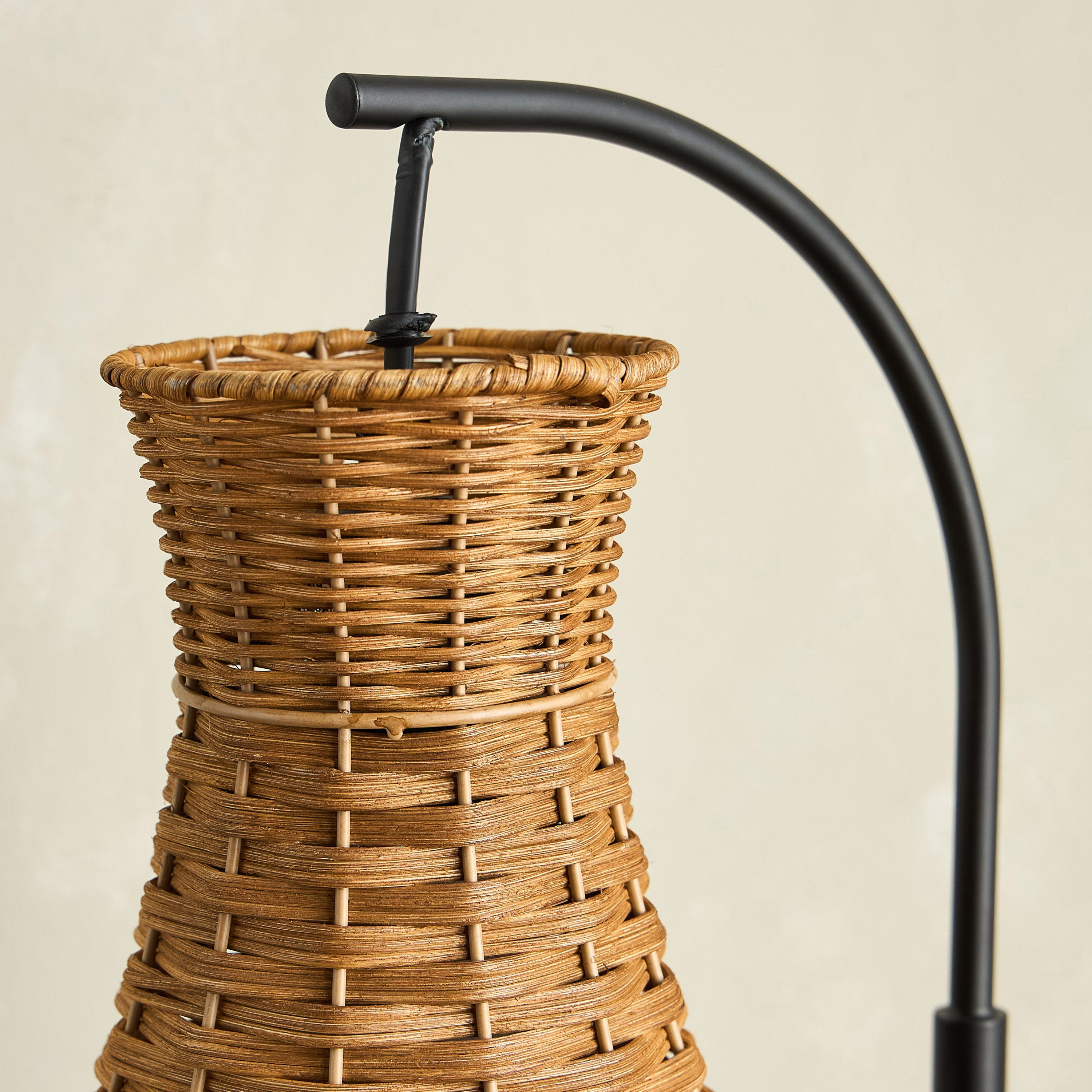 Chris Rattan Table Lamp - 51 cm-household-lighting-tableanddesklamps-image-3