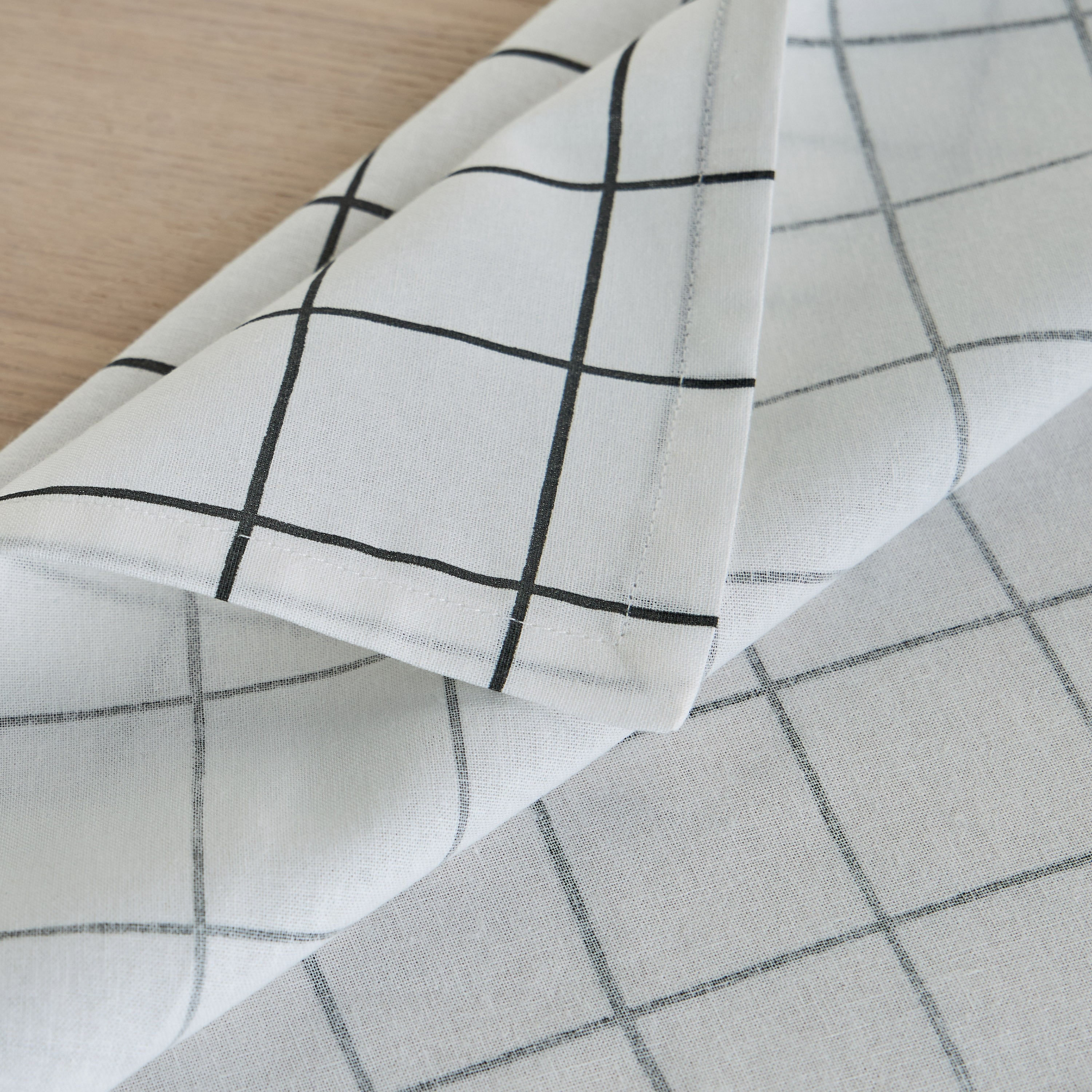 Lyra 4-Piece Napkin Set - 45x45 cms-household-dining-tablelinen-napkinsandaccessories-image-2