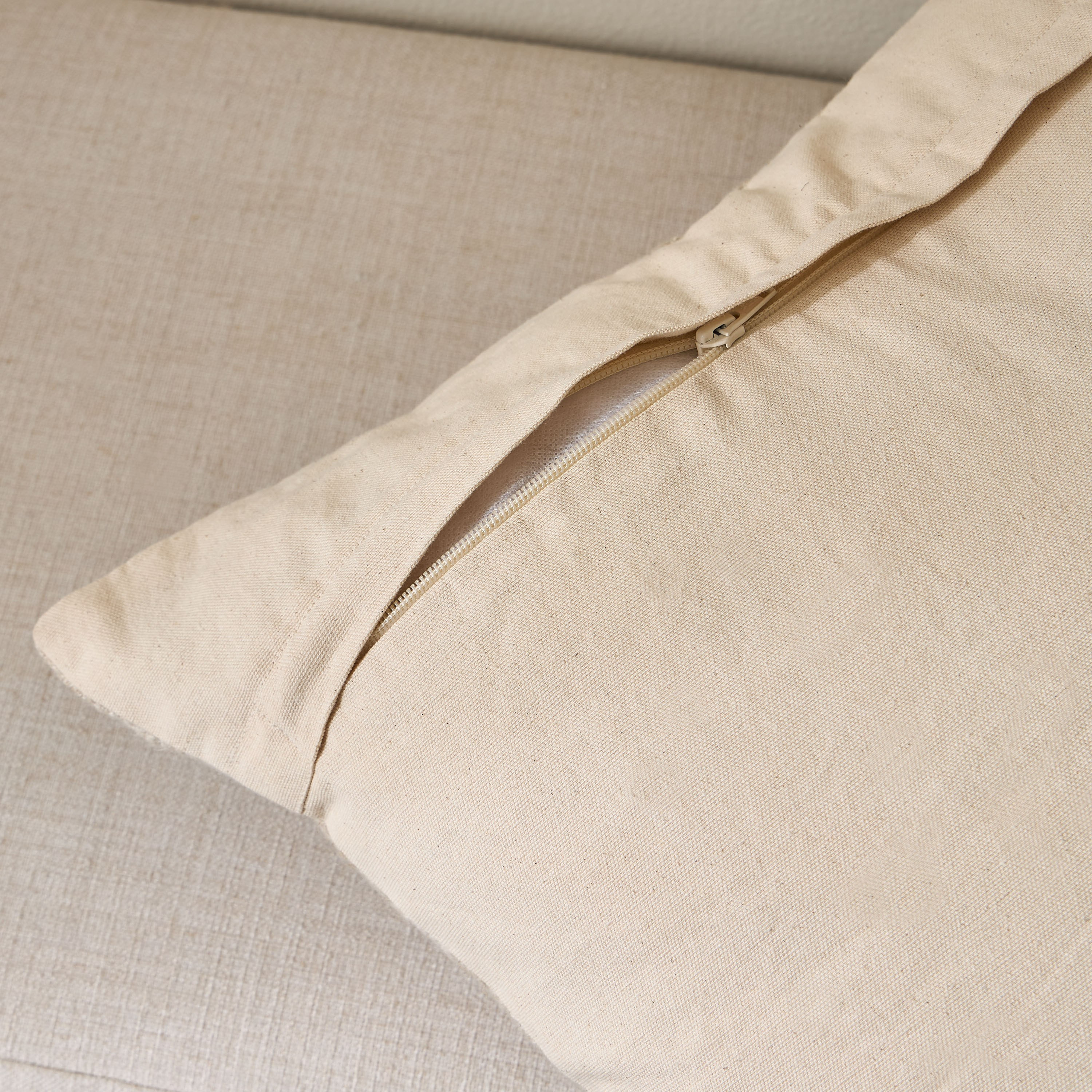 Neriah Cushion Cover - 50x50 cm-household-cushionsandthrows-cushioncovers-image-3