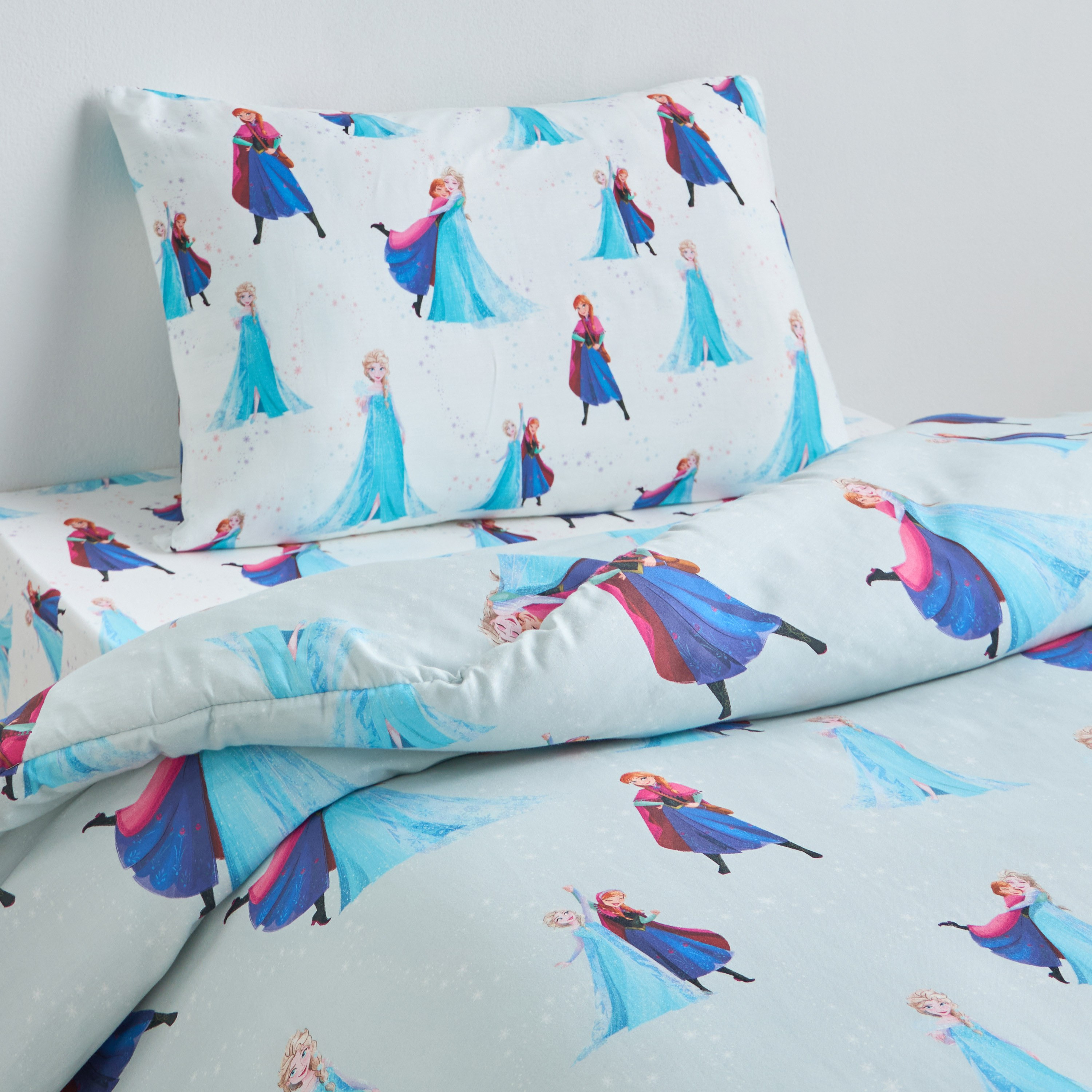 Disney Cotton Elsa and Anna Print 2-Piece Single Comforter Set - 135x220 cm-babyandkids-beddingandwindows-bedding-comforters-image-1
