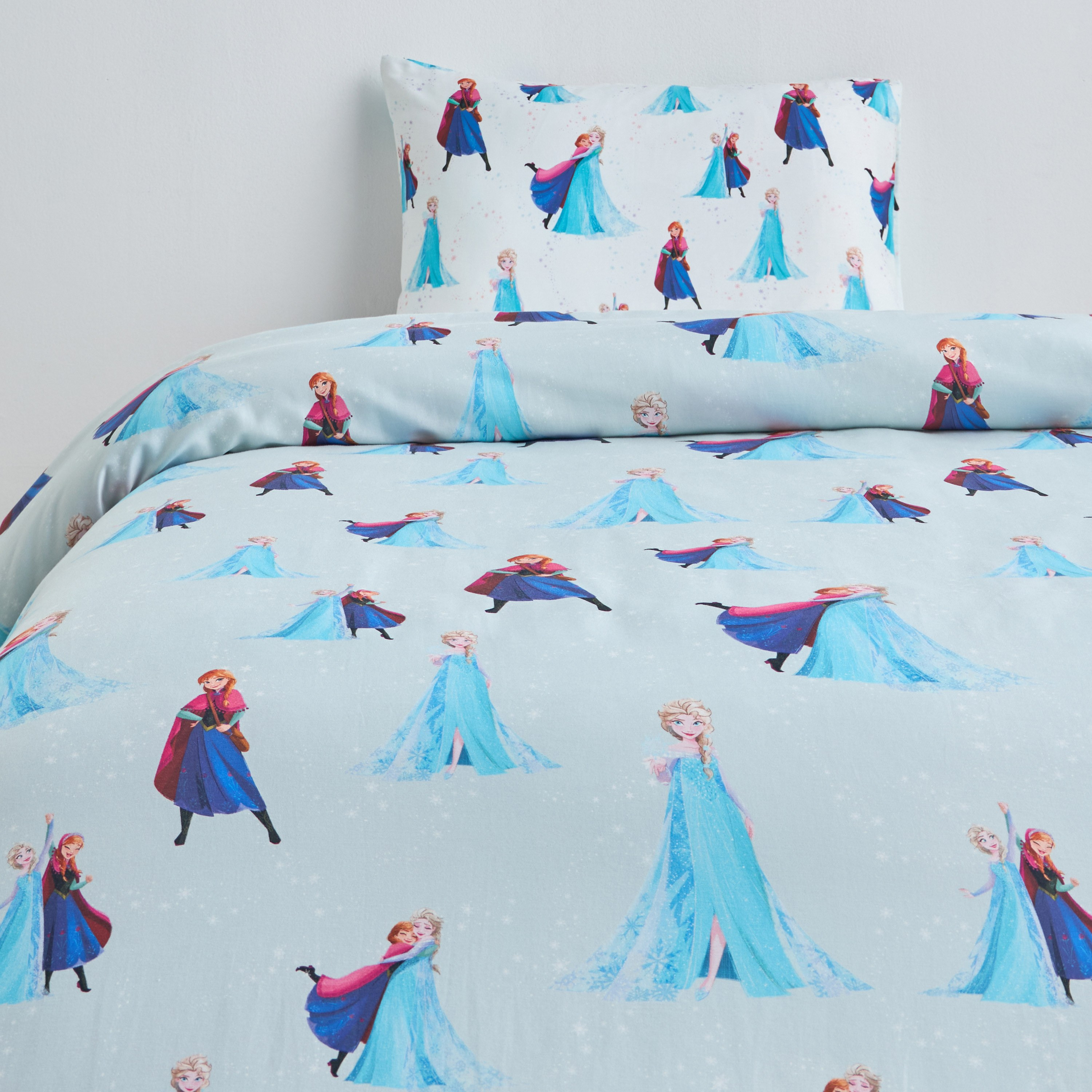 Disney Cotton Elsa and Anna Print 2-Piece Single Comforter Set - 135x220 cm-babyandkids-beddingandwindows-bedding-comforters-image-2