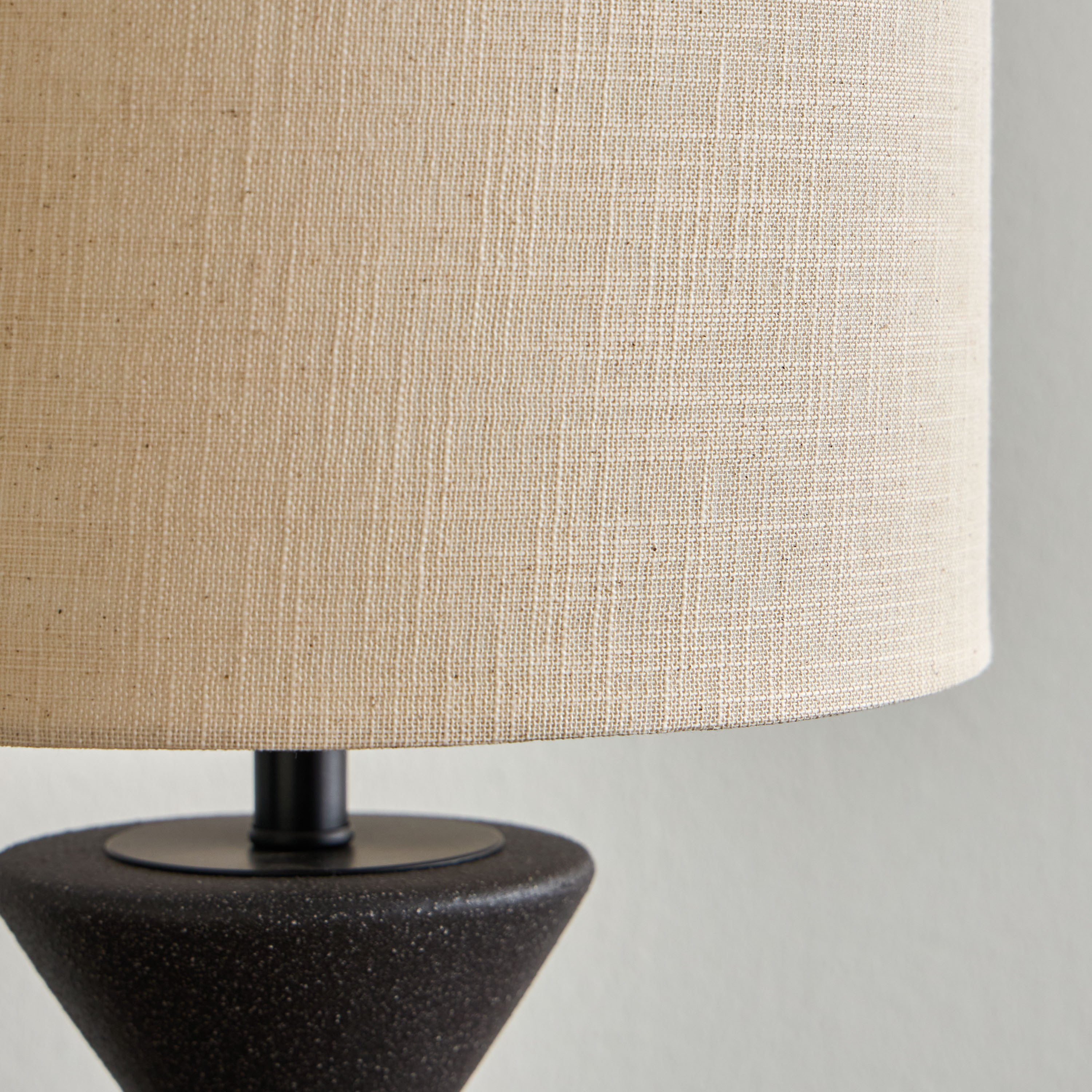 Ehren Ceramic Table Lamp - 49 cm-household-lighting-tableanddesklamps-image-3