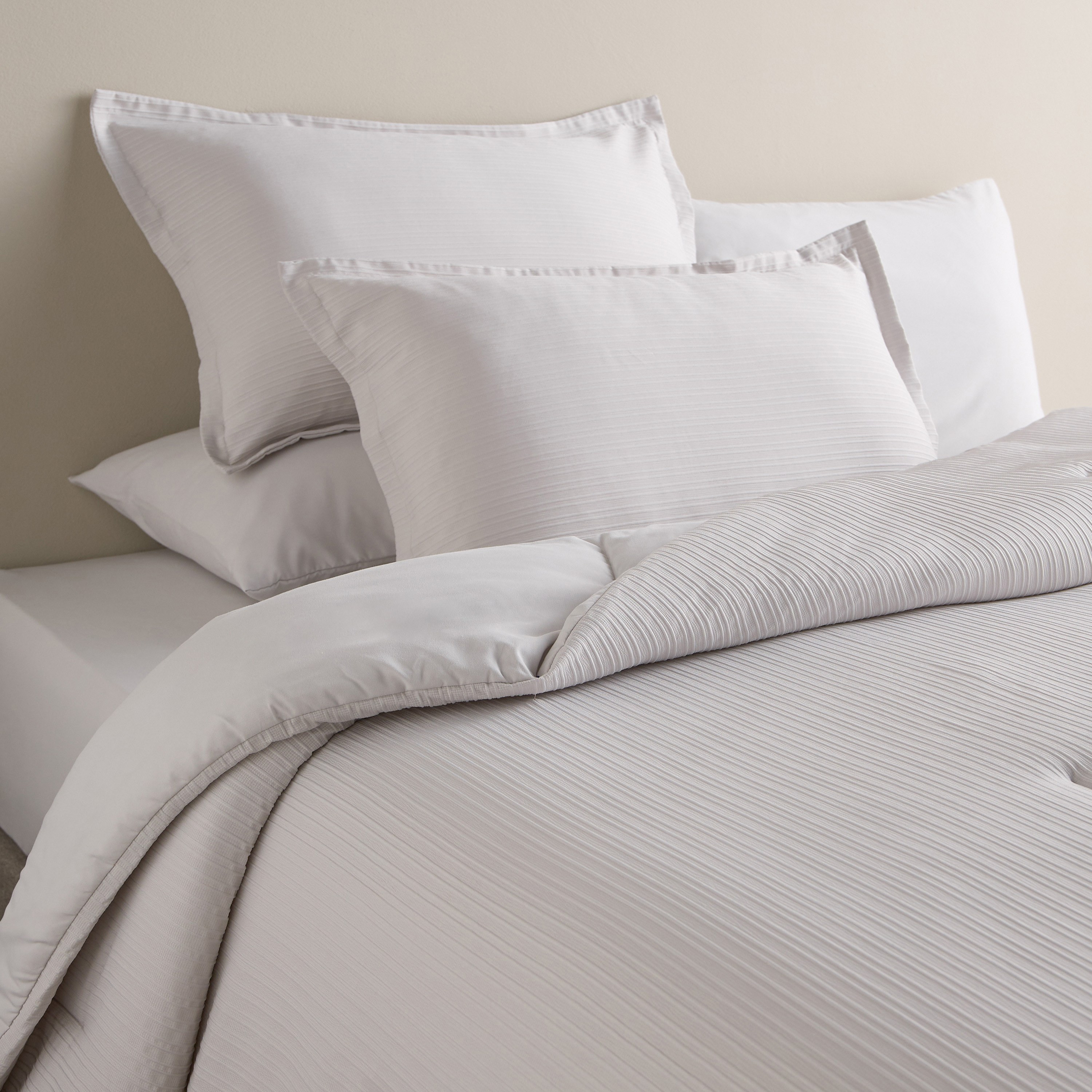 Rory Crinkle 4-Piece Full Comforter and Sheet Set - 160x240 cm-household-bedding-comfortersandbedspreads-bedinabag-image-1