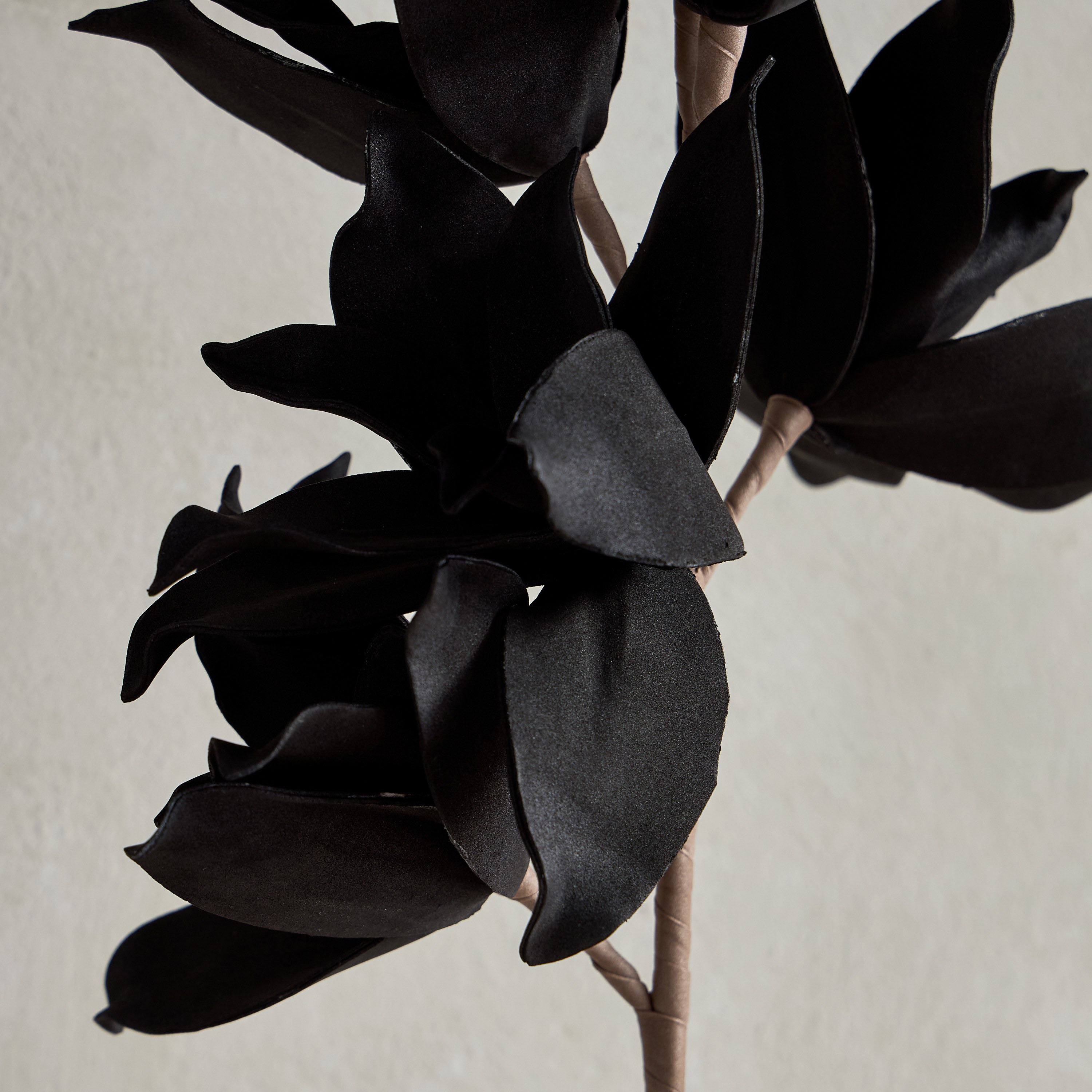 Lily Flower - 118 cm-household-gardenandoutdoor-artificialflowersandplants-stems-image-2