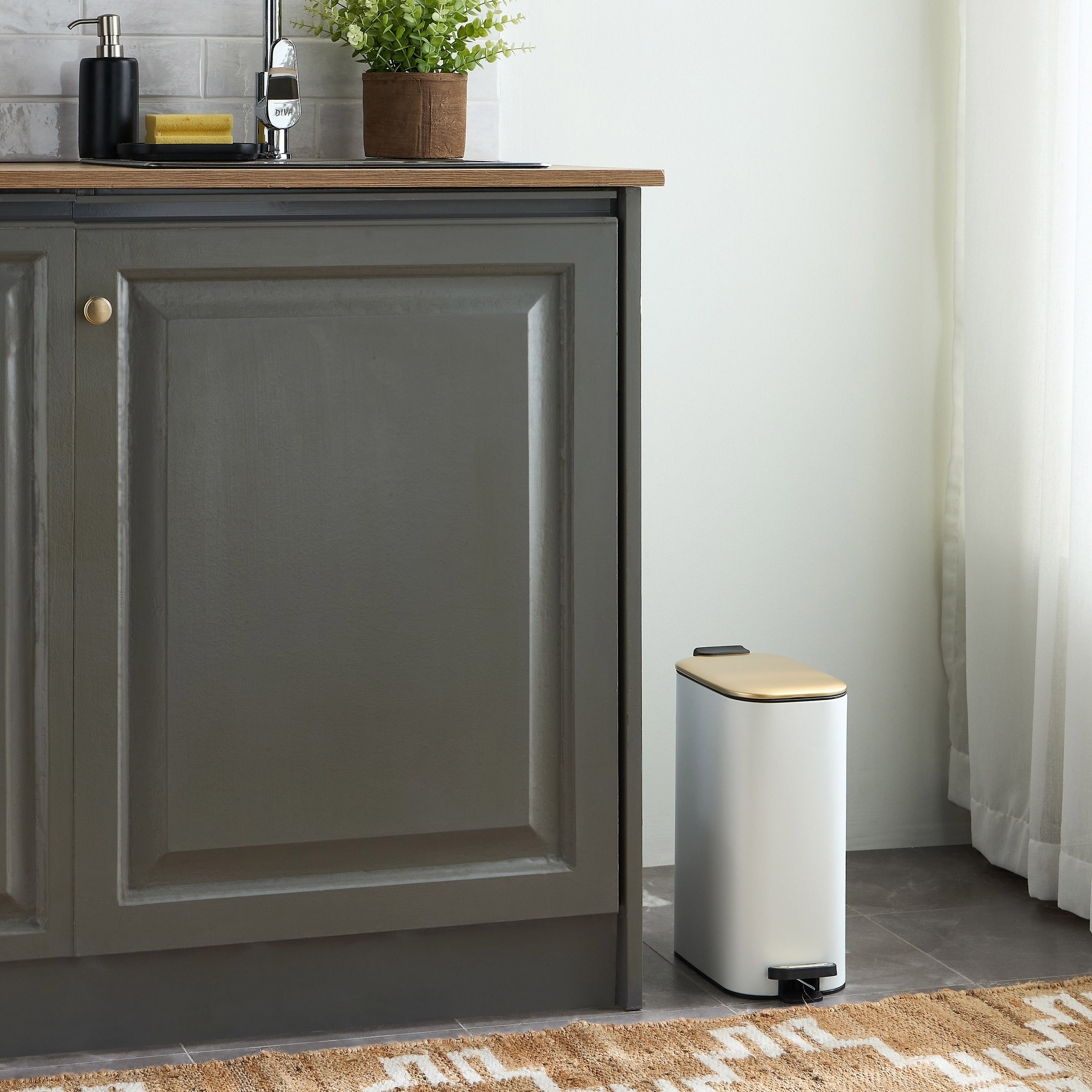 Jason Pedal Waste Bin - 8 L-household-bathandlaundry-wastebinsandaccessories-image-6