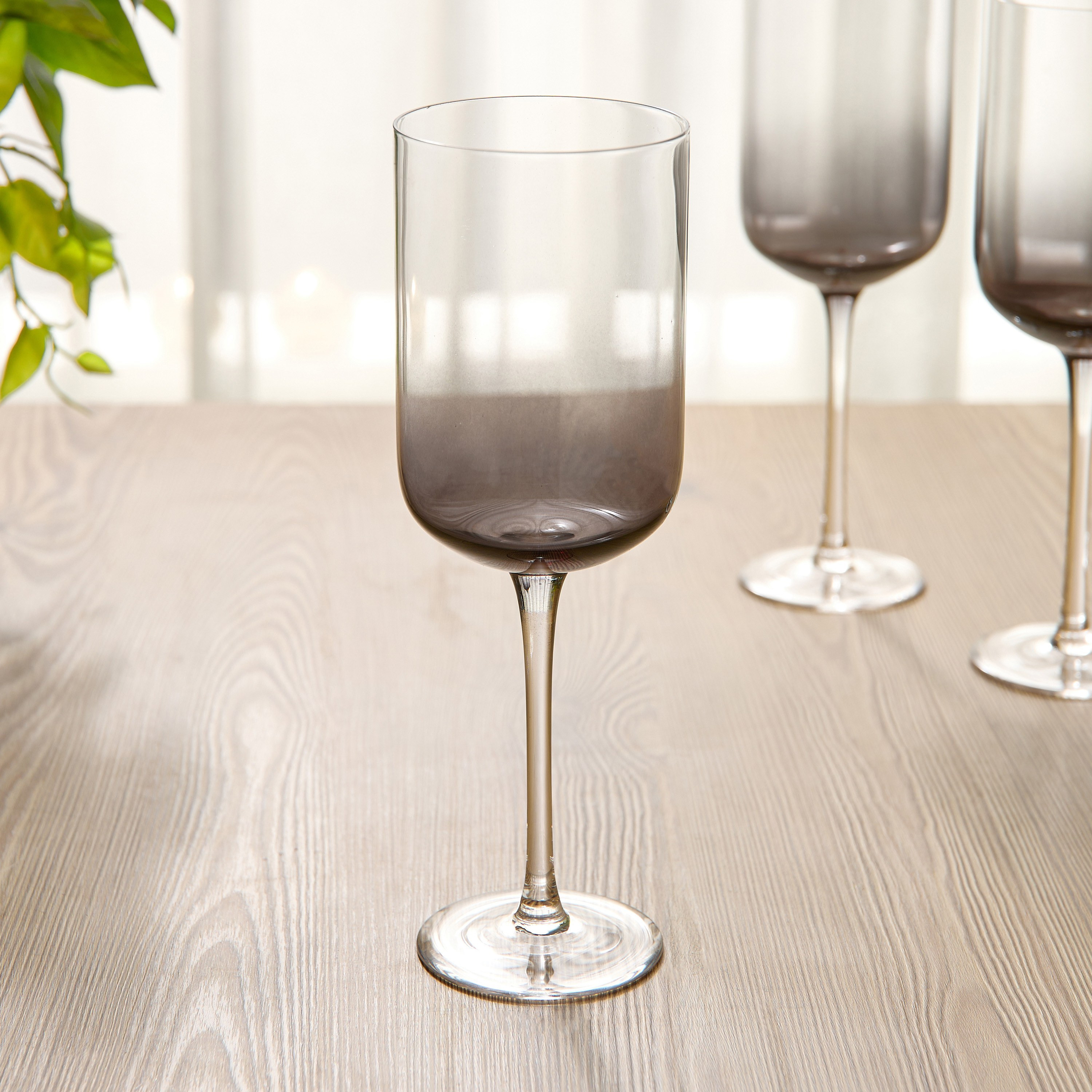 Gradient 6-Piece Stem Glass Set - 435 ml-household-dining-glassware-stemware-image-2