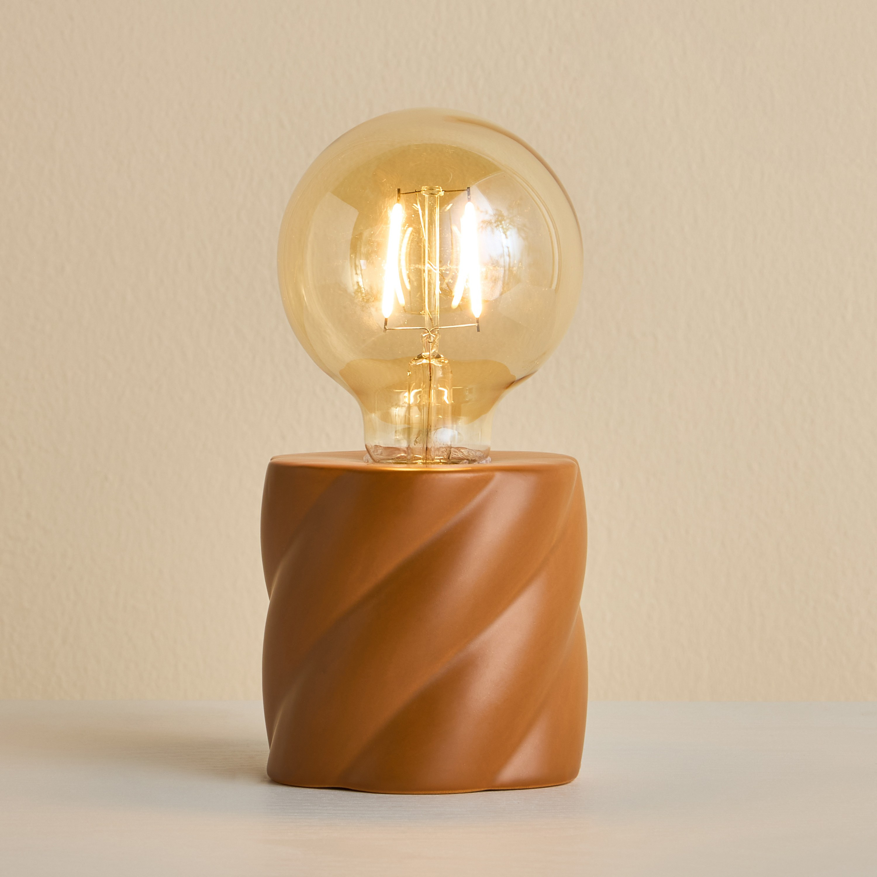 Corbette LED Filament Lamp-household-lighting-decorativelighting-noveltylights-image-2