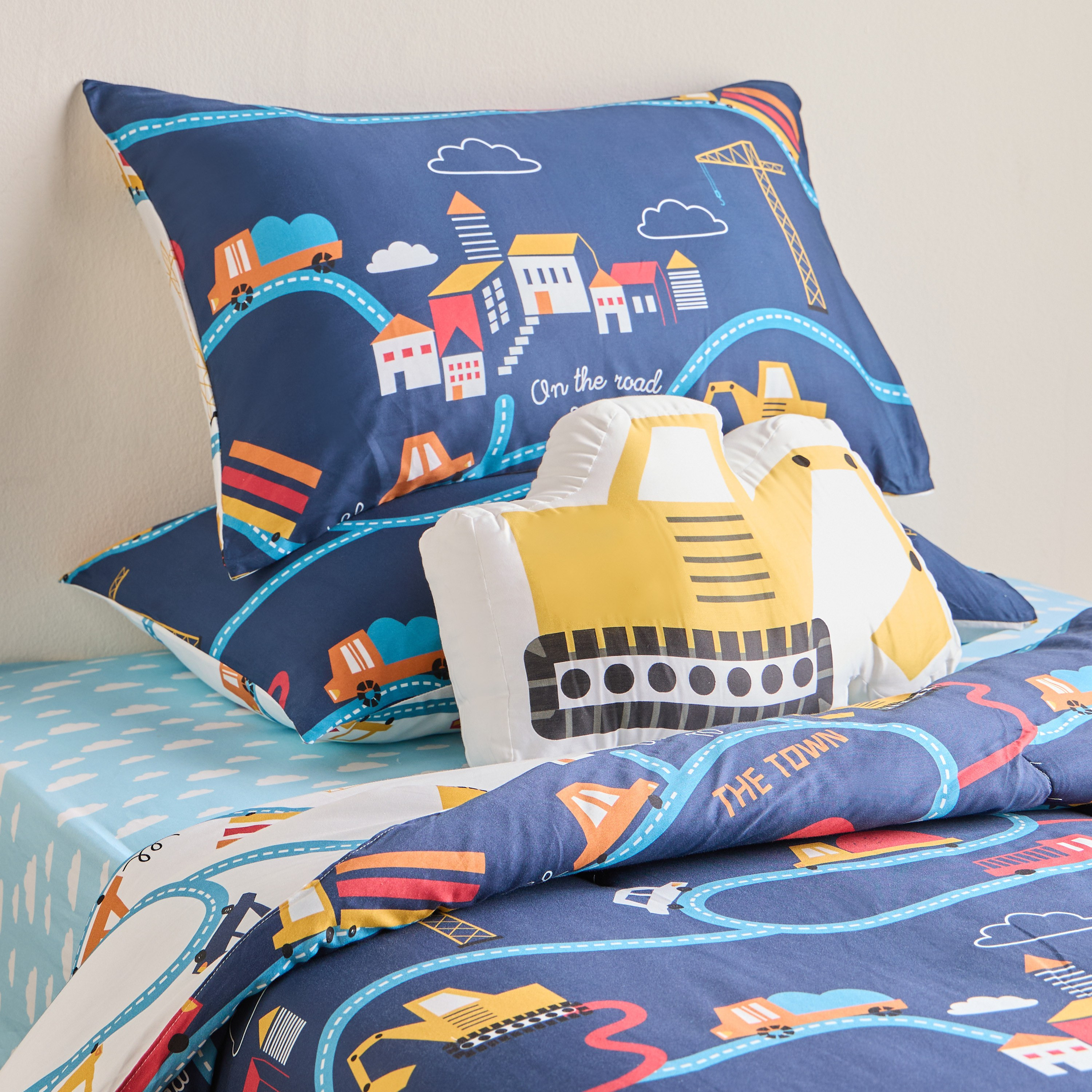 Lambert City Constrution Print Reversible 5-Piece Full Comforter and Sheet Set - 160x220 cm-babyandkids-beddingandwindows-bedding-comforters-image-1